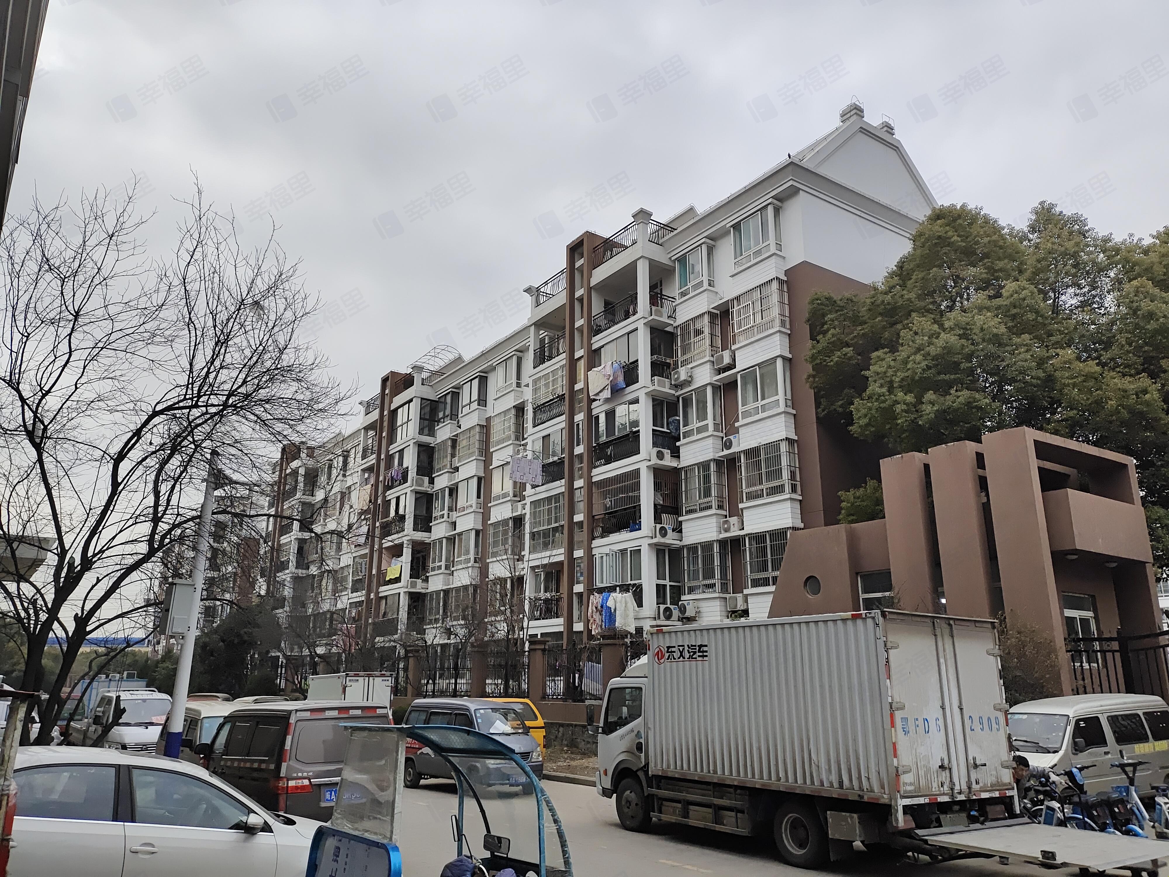 公交锦绣园小区效果图