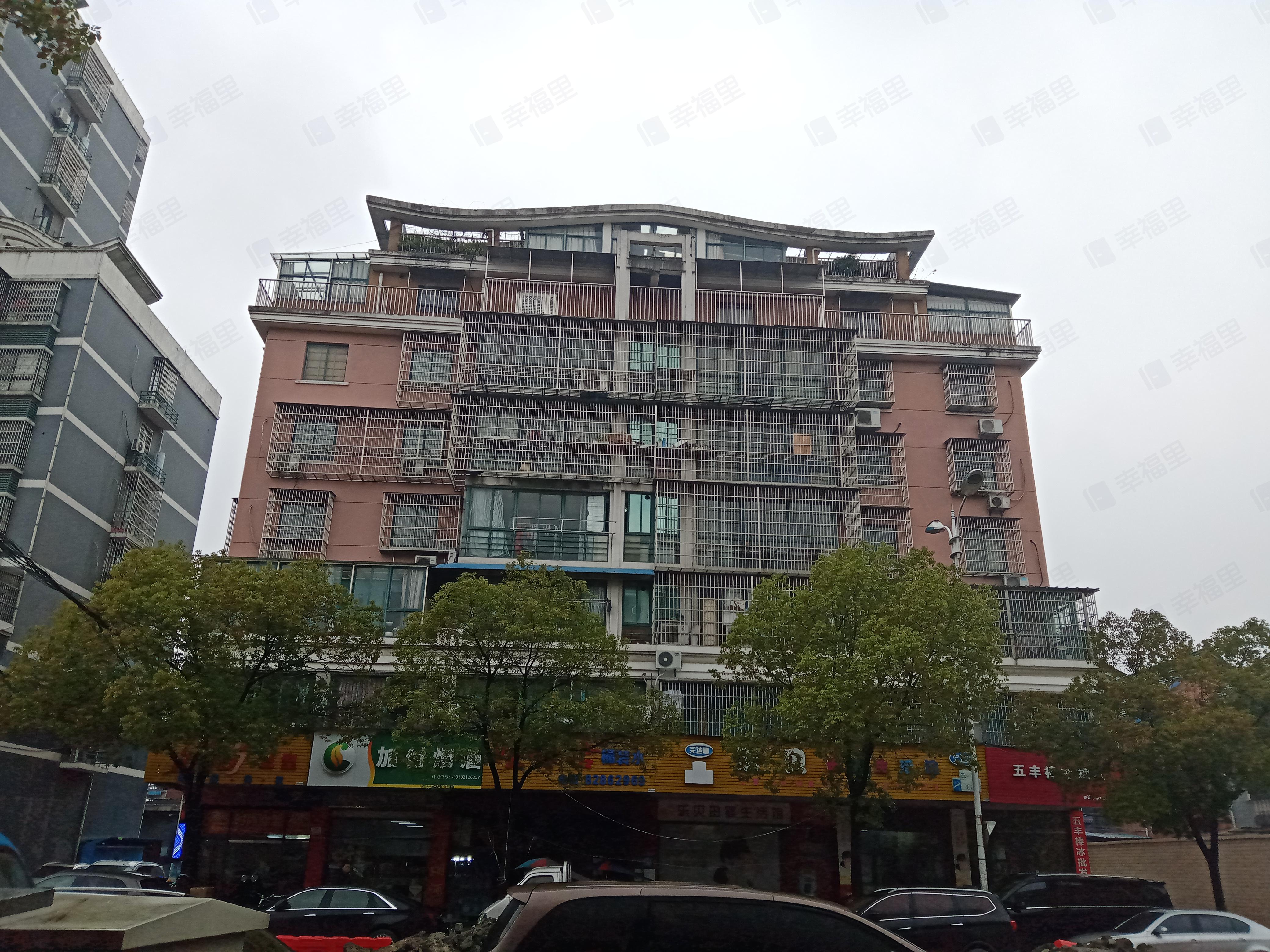 中心直路5号楼小区效果图