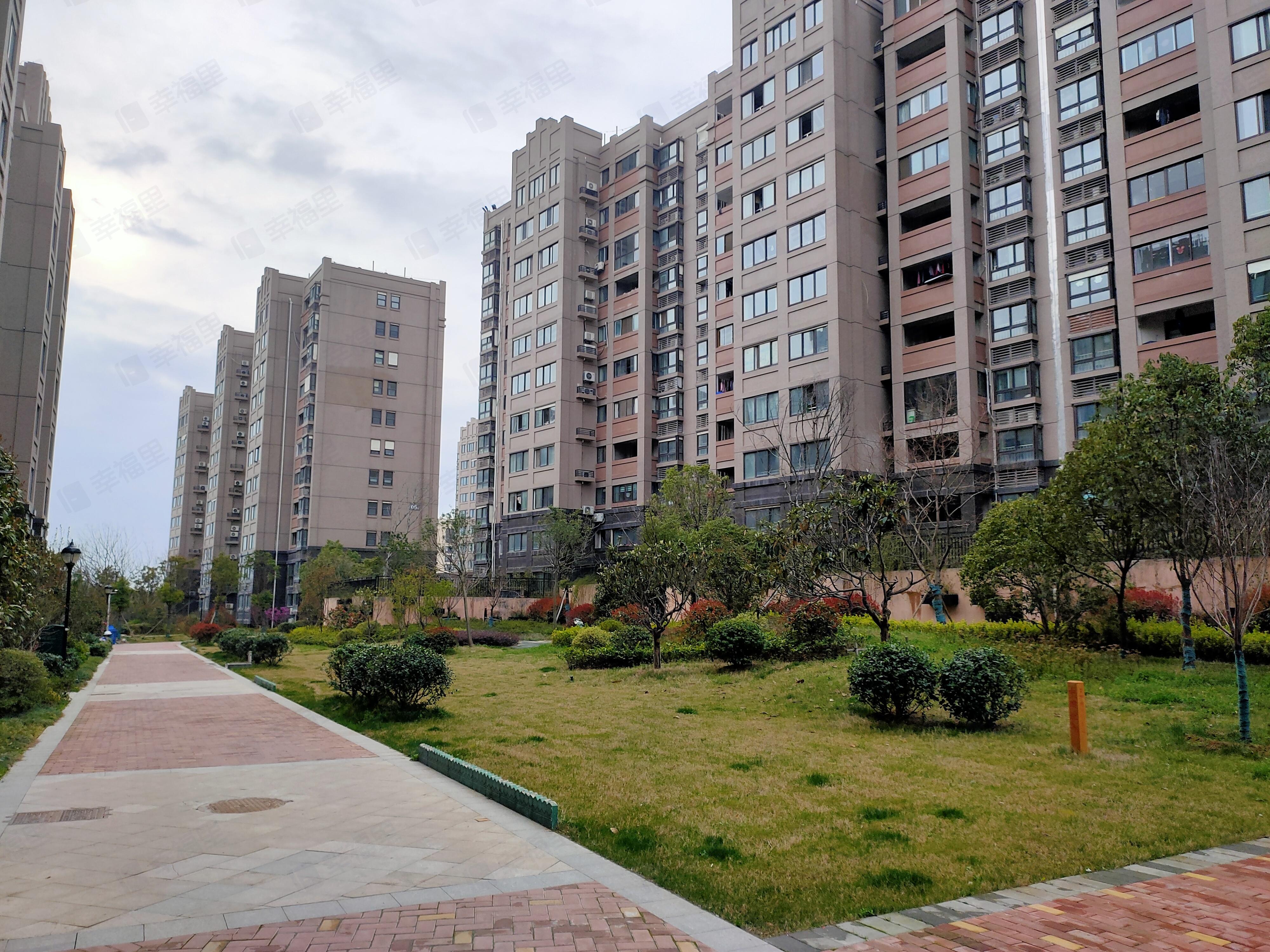 力标赞城小区效果图