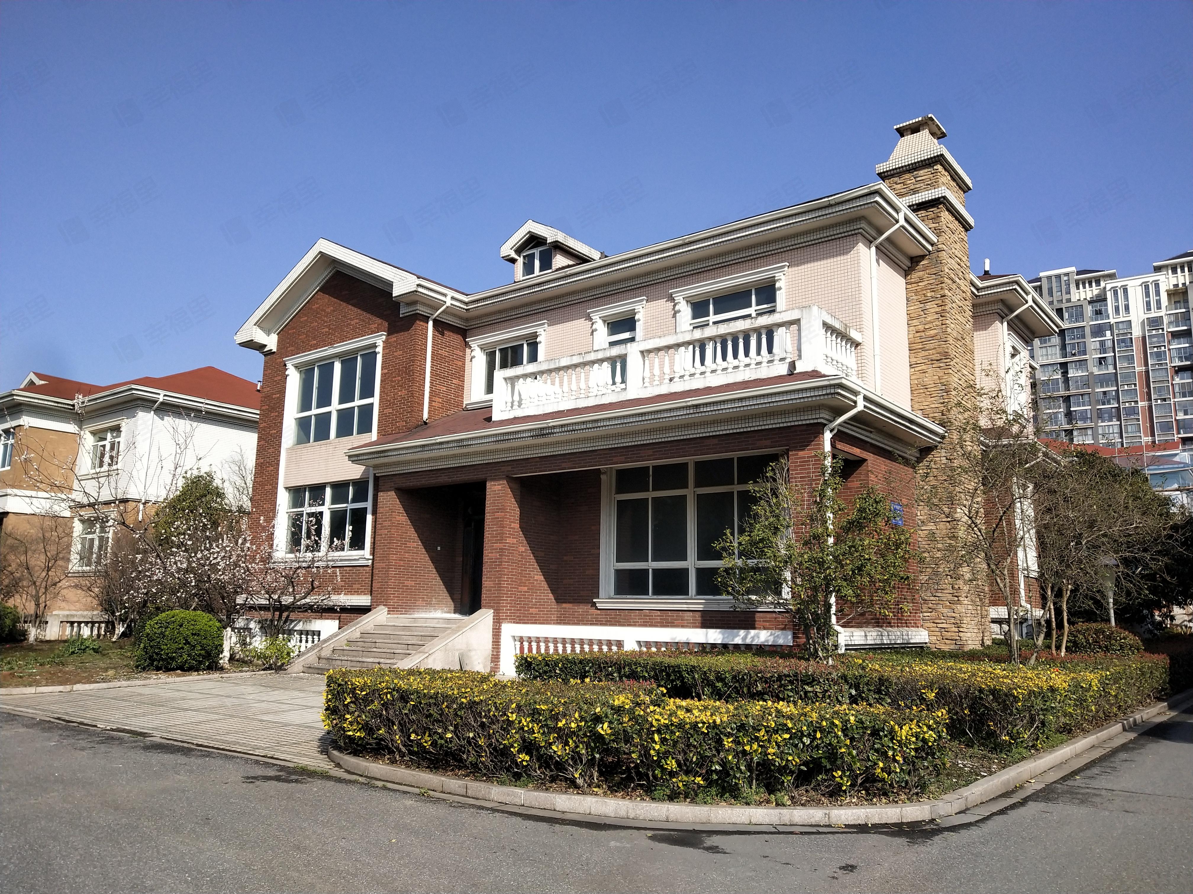 龙东湖沪宁中康山庄小区效果图