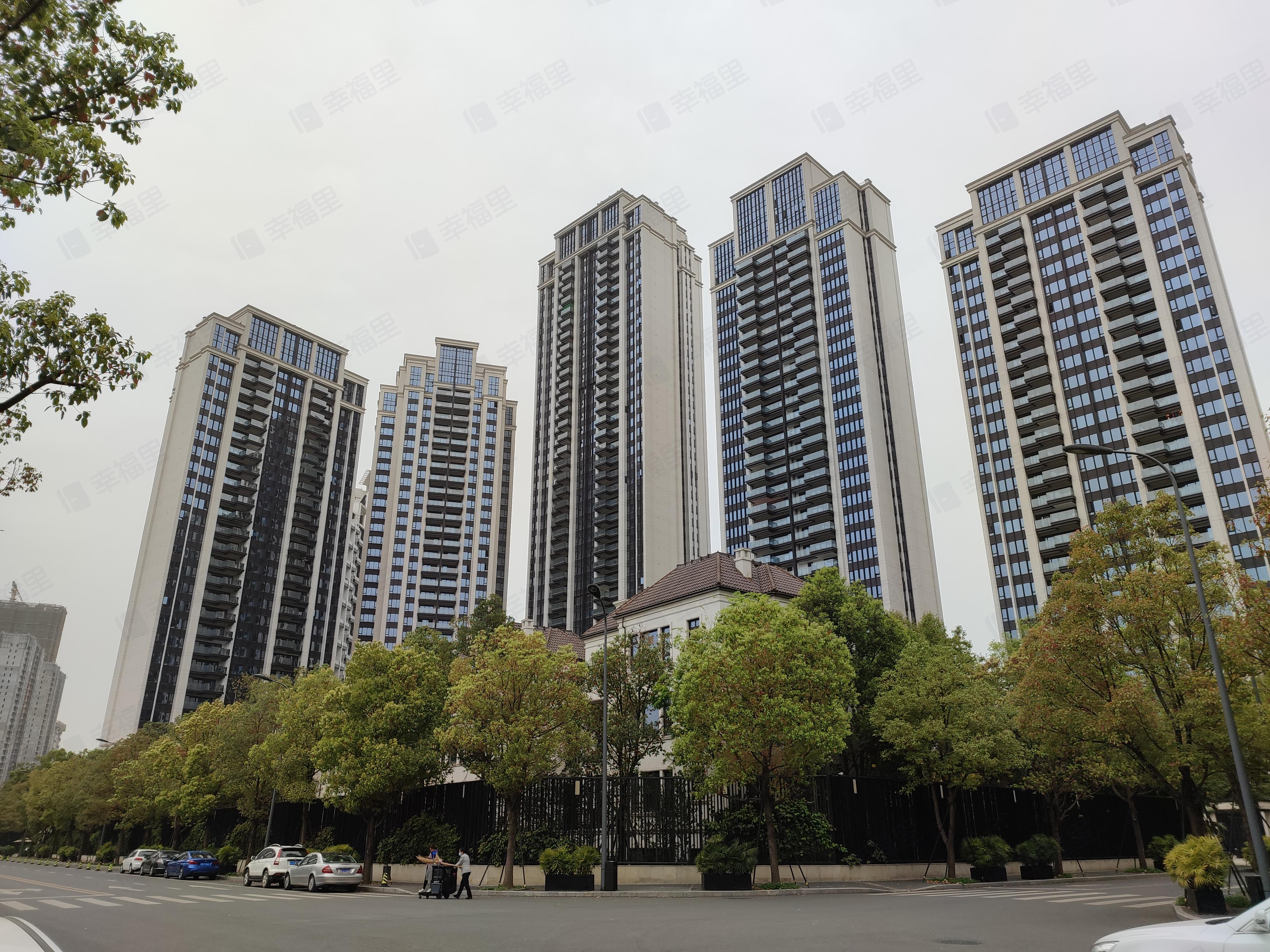 蔚蓝卡地亚花园城小区效果图