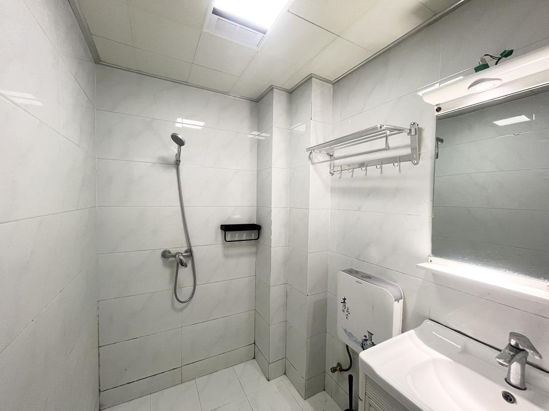 合租·龙湖九里峰景