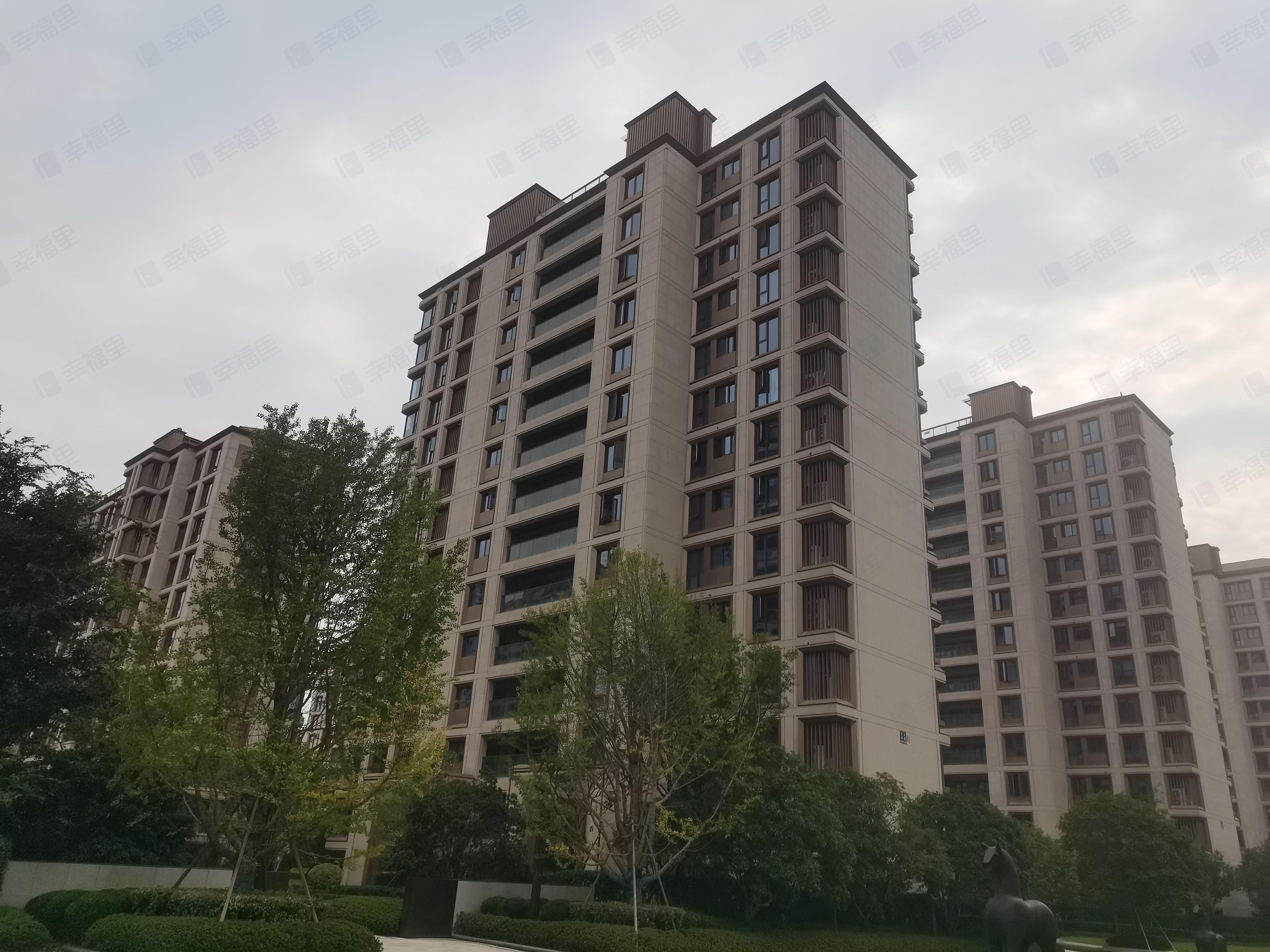 雅戈尔江上小区效果图