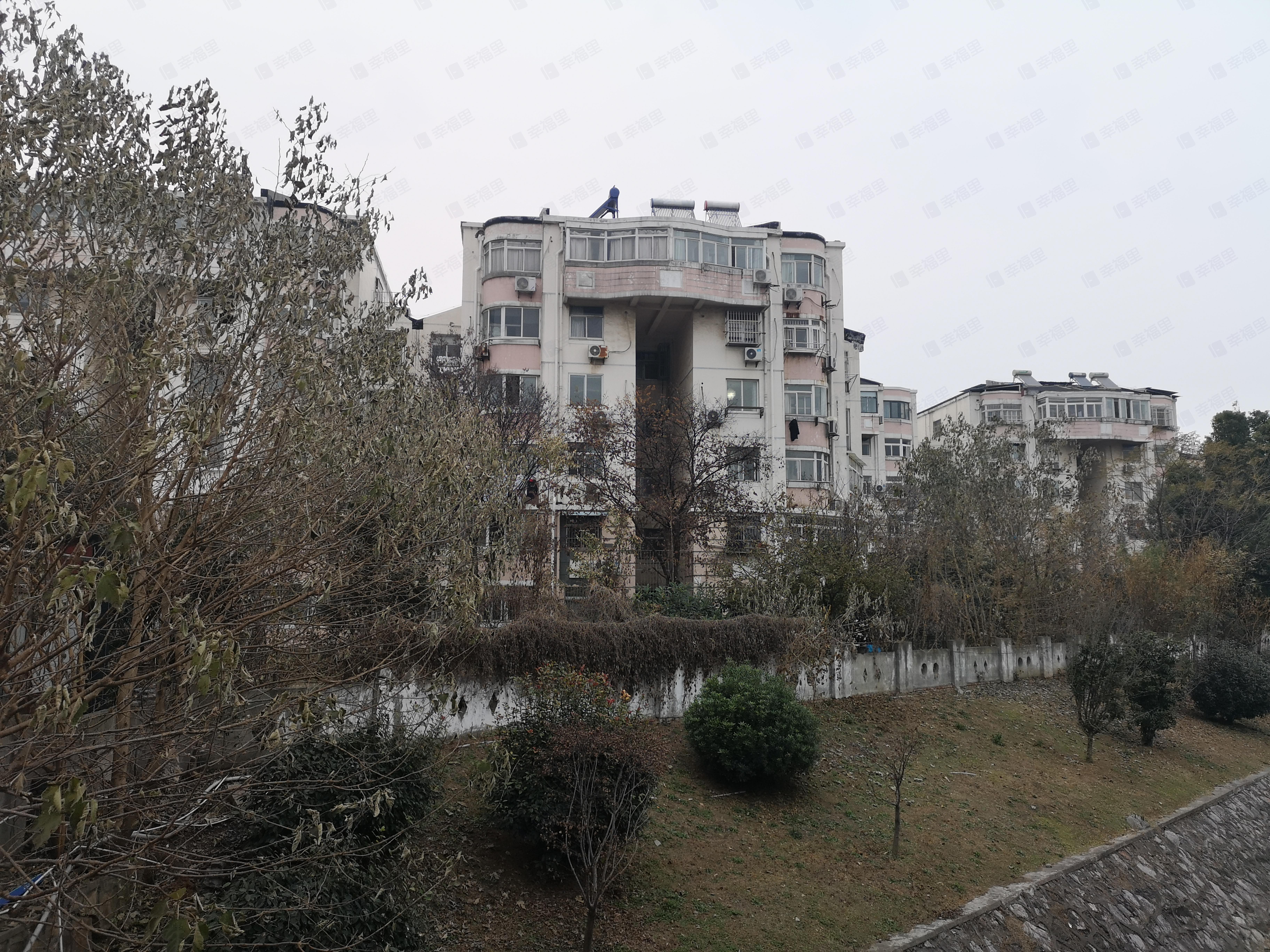 湖滨世纪花园小区效果图