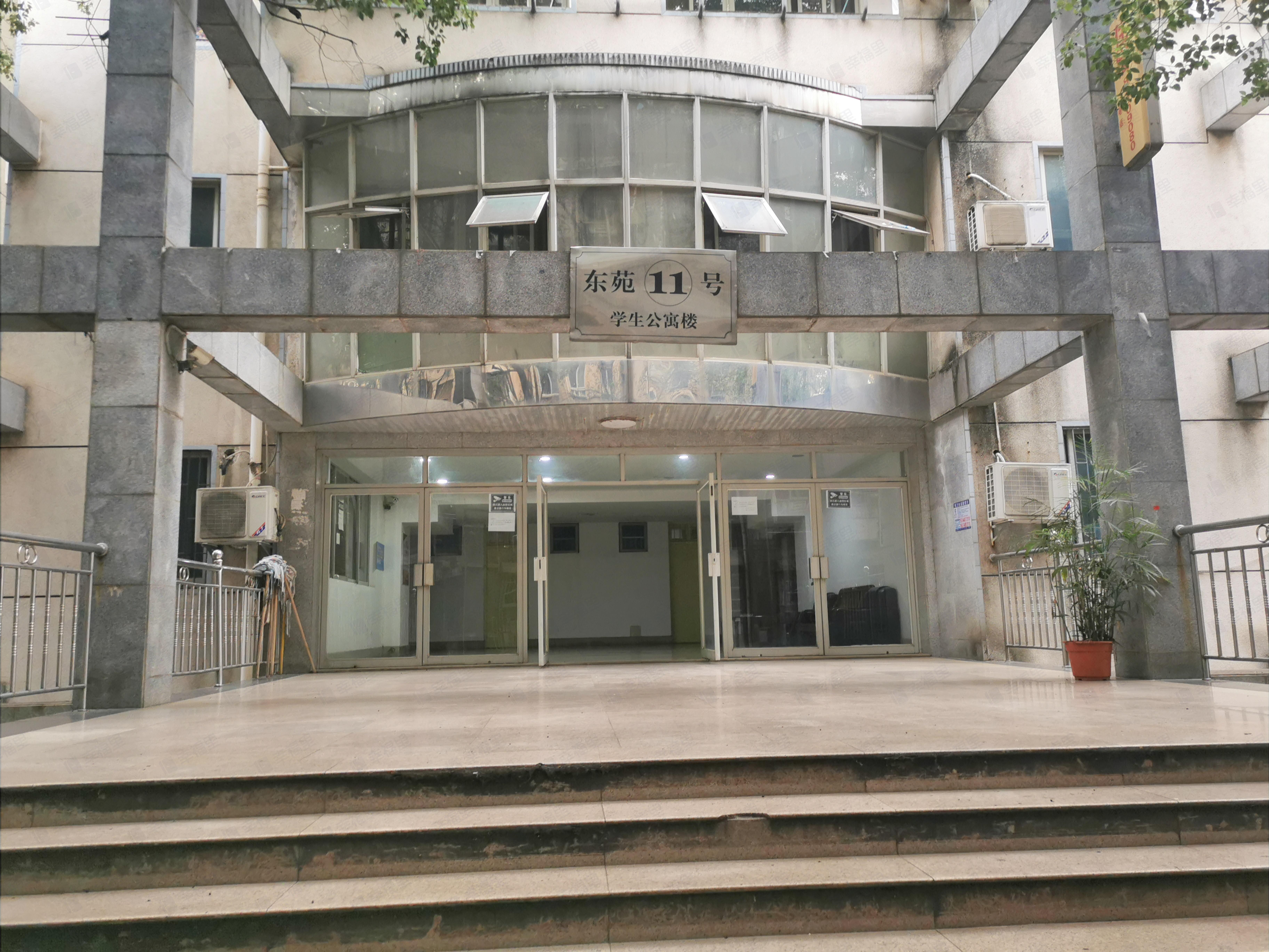 长沙理工大学宿舍小区效果图