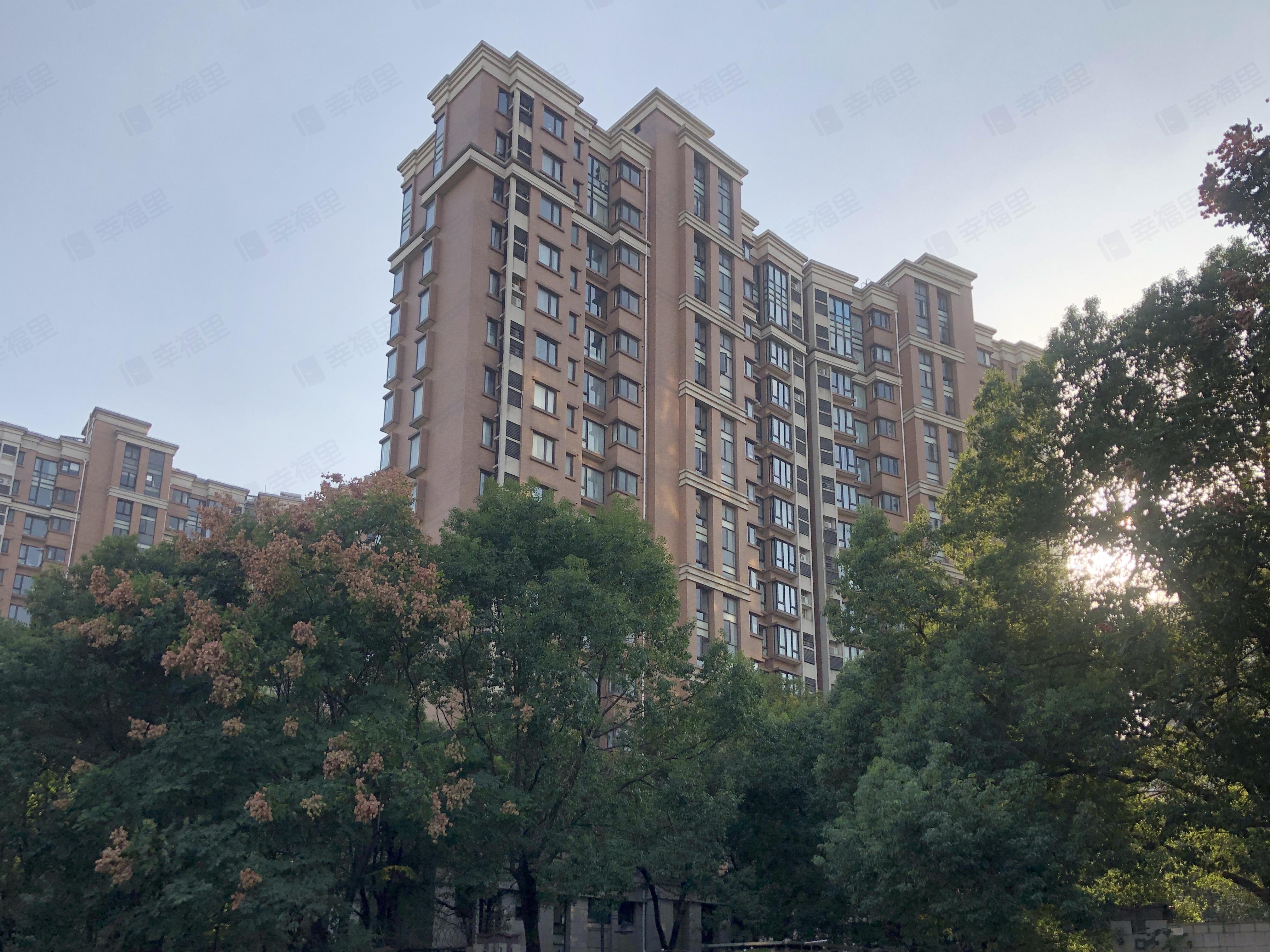 春申景城(湖畔林语)小区效果图