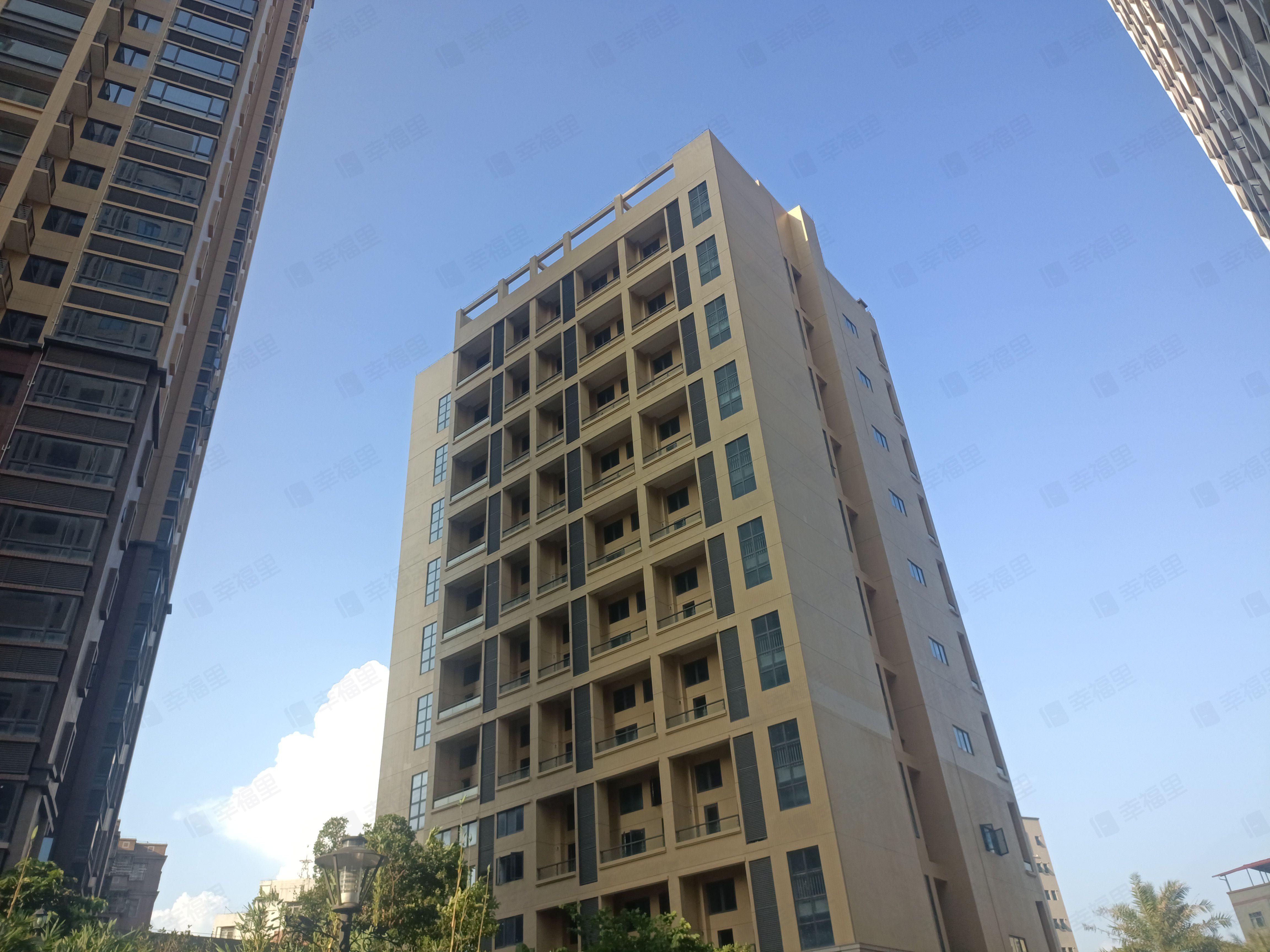 威华水悦华府小区效果图