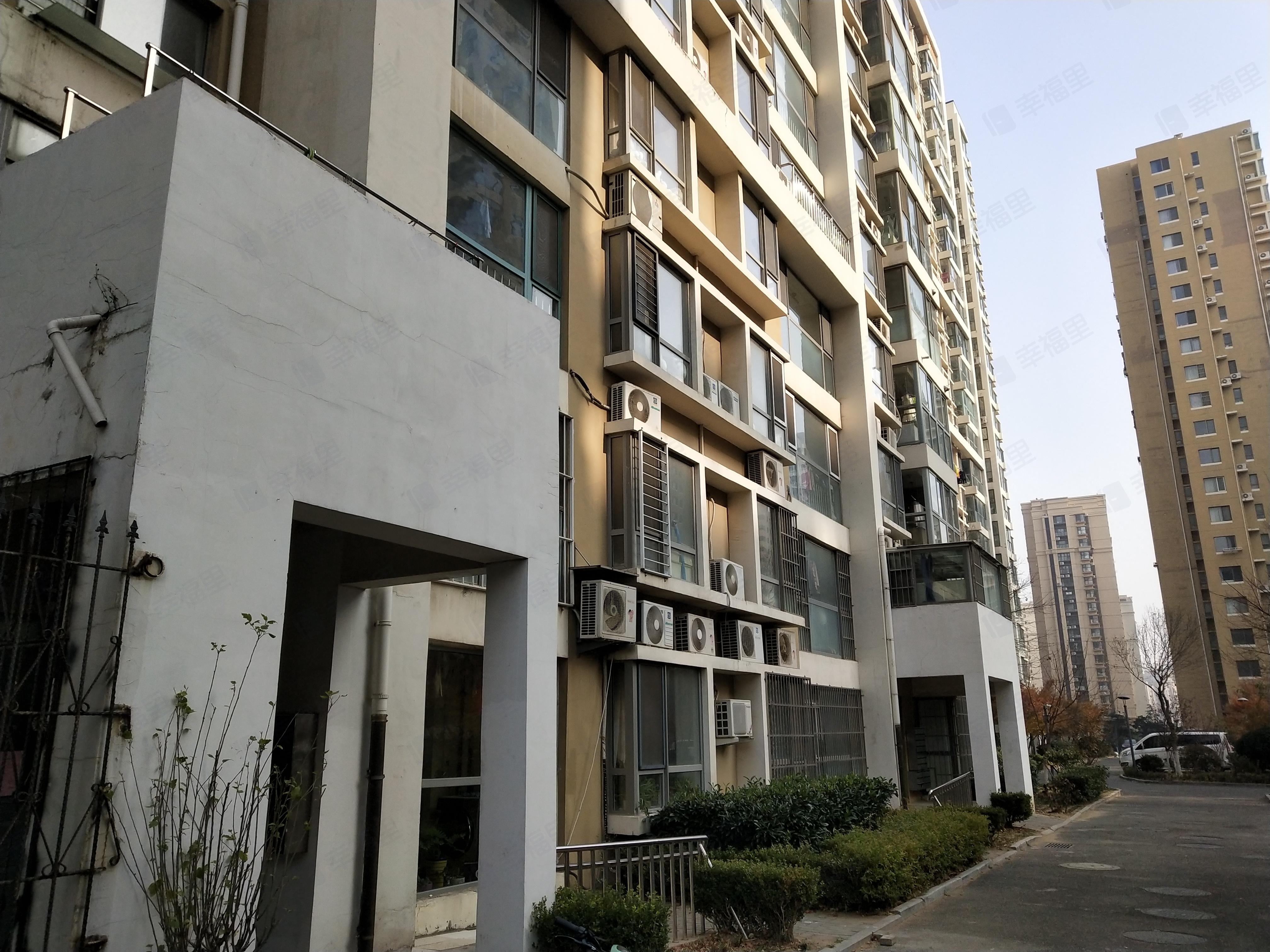 鸿仕雅居小区效果图