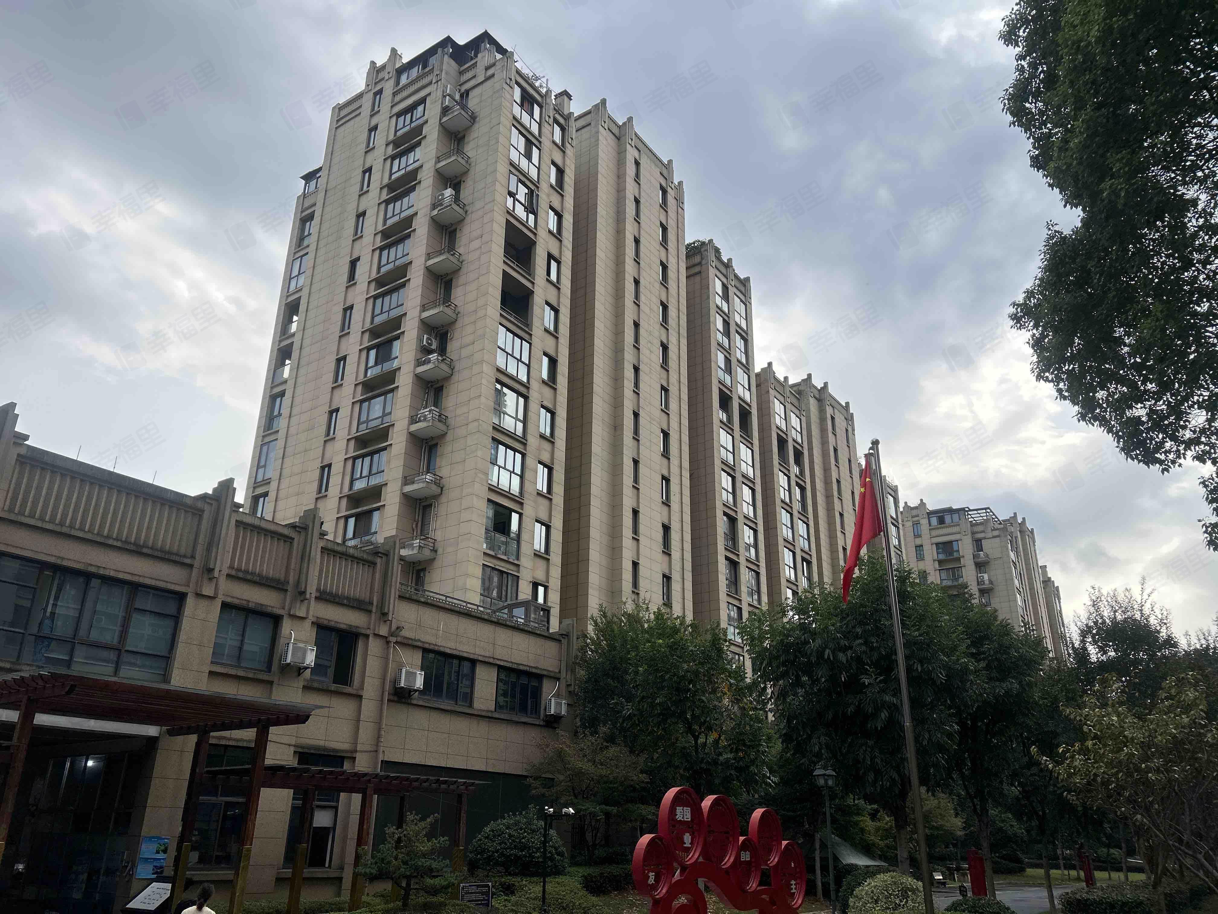 金报御园小区效果图
