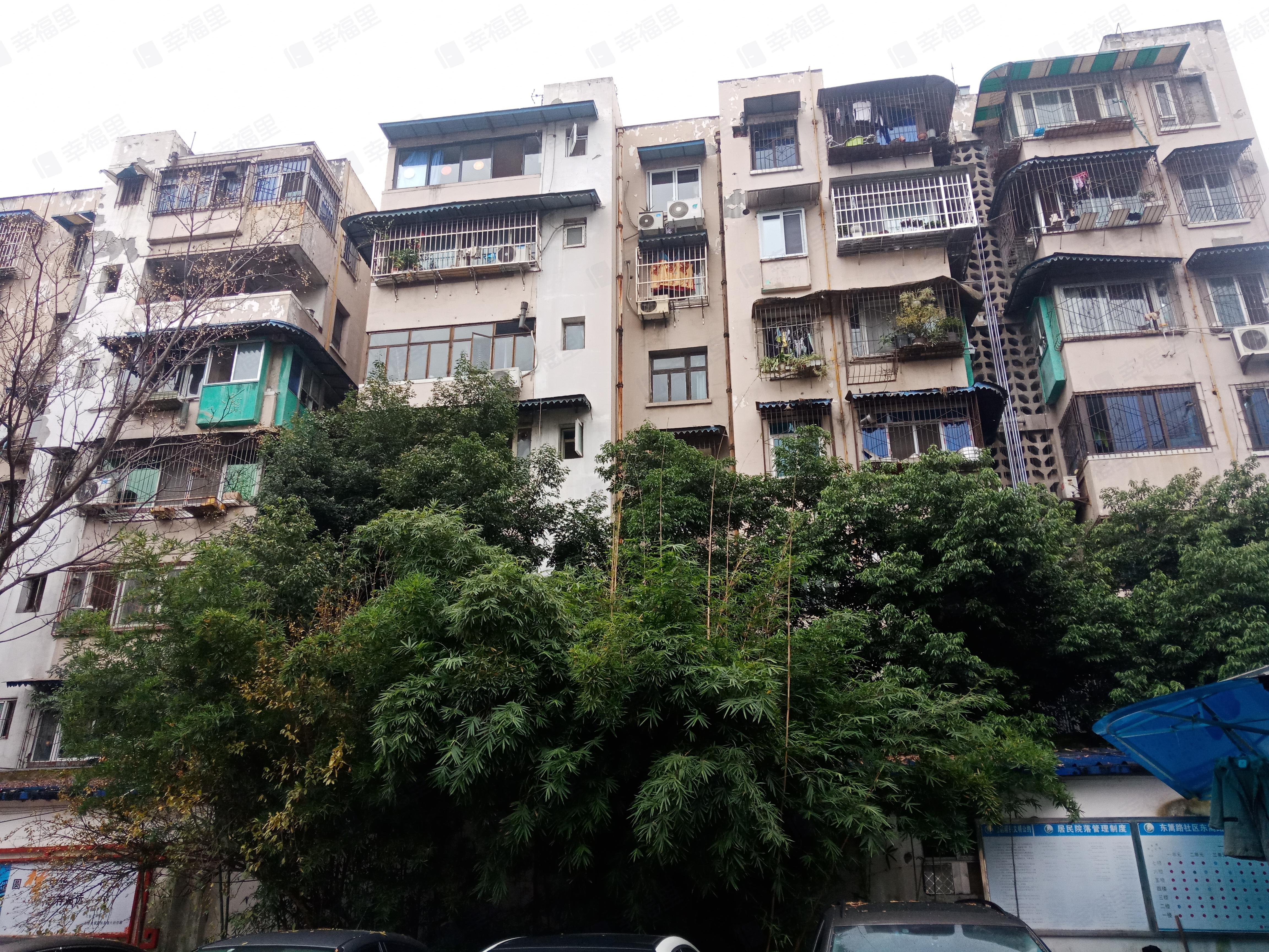 东篱路12号院小区效果图
