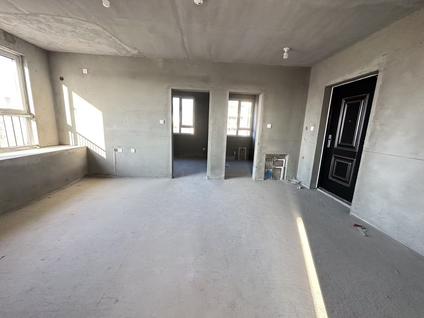 北京盛唐碧水芸天3室2厅95平低楼层/共11层