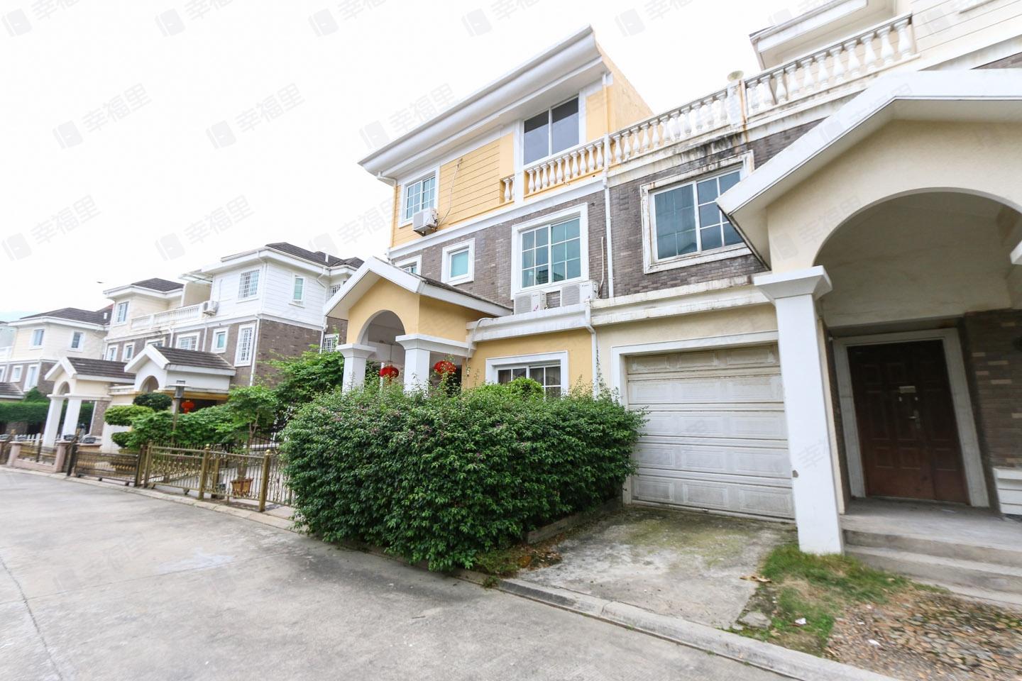 居住主题公园1期桂湖南郡小区效果图