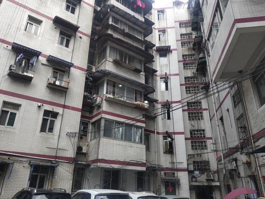 成都金牛-通惠门/2000年建二道桥街38号院