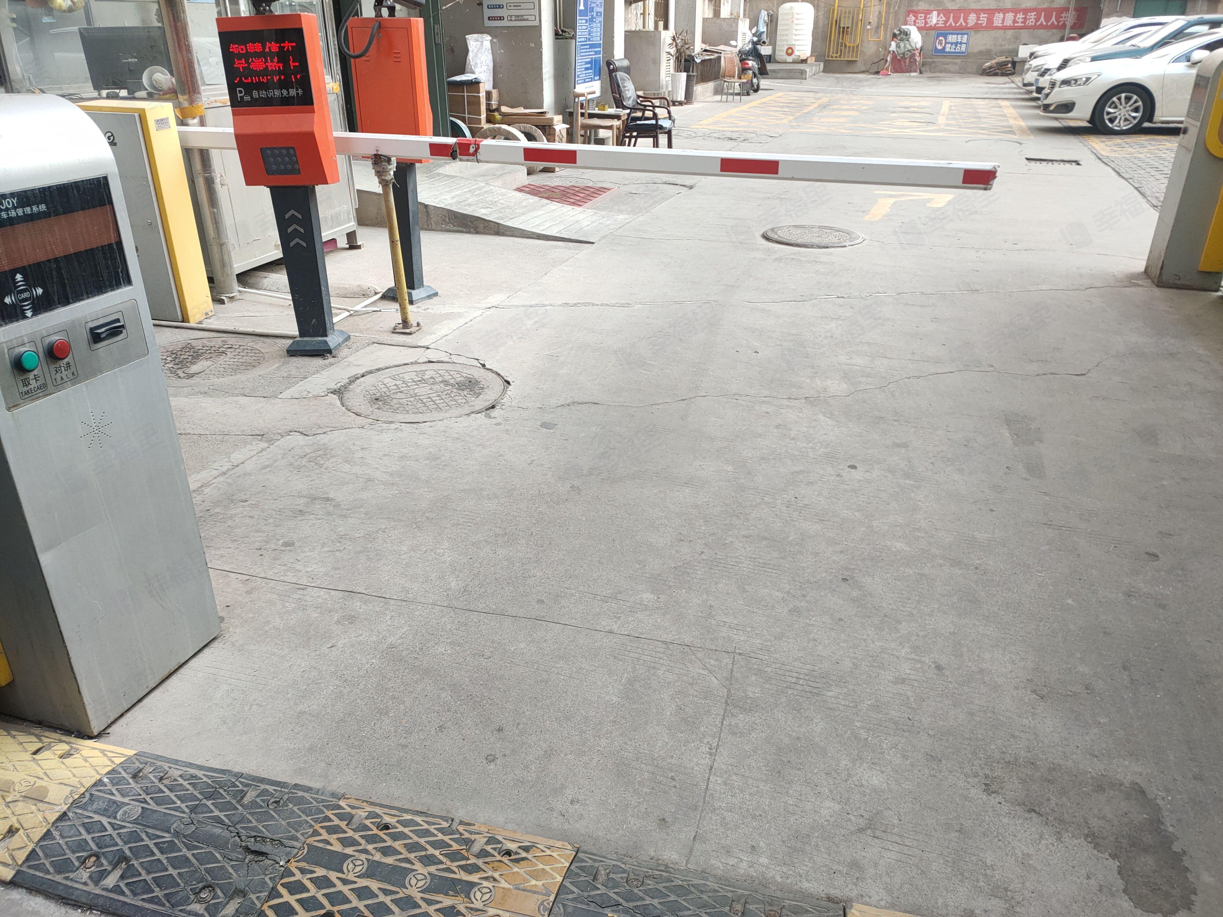 德盛西园大厦小区效果图