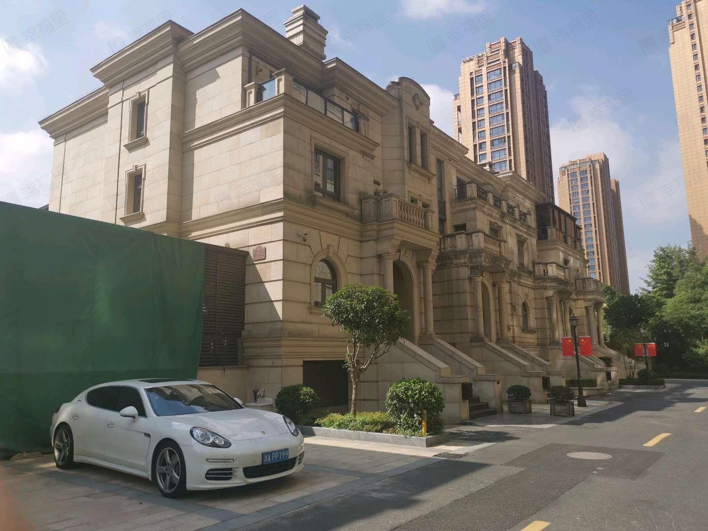 保利霞飞郡小区效果图