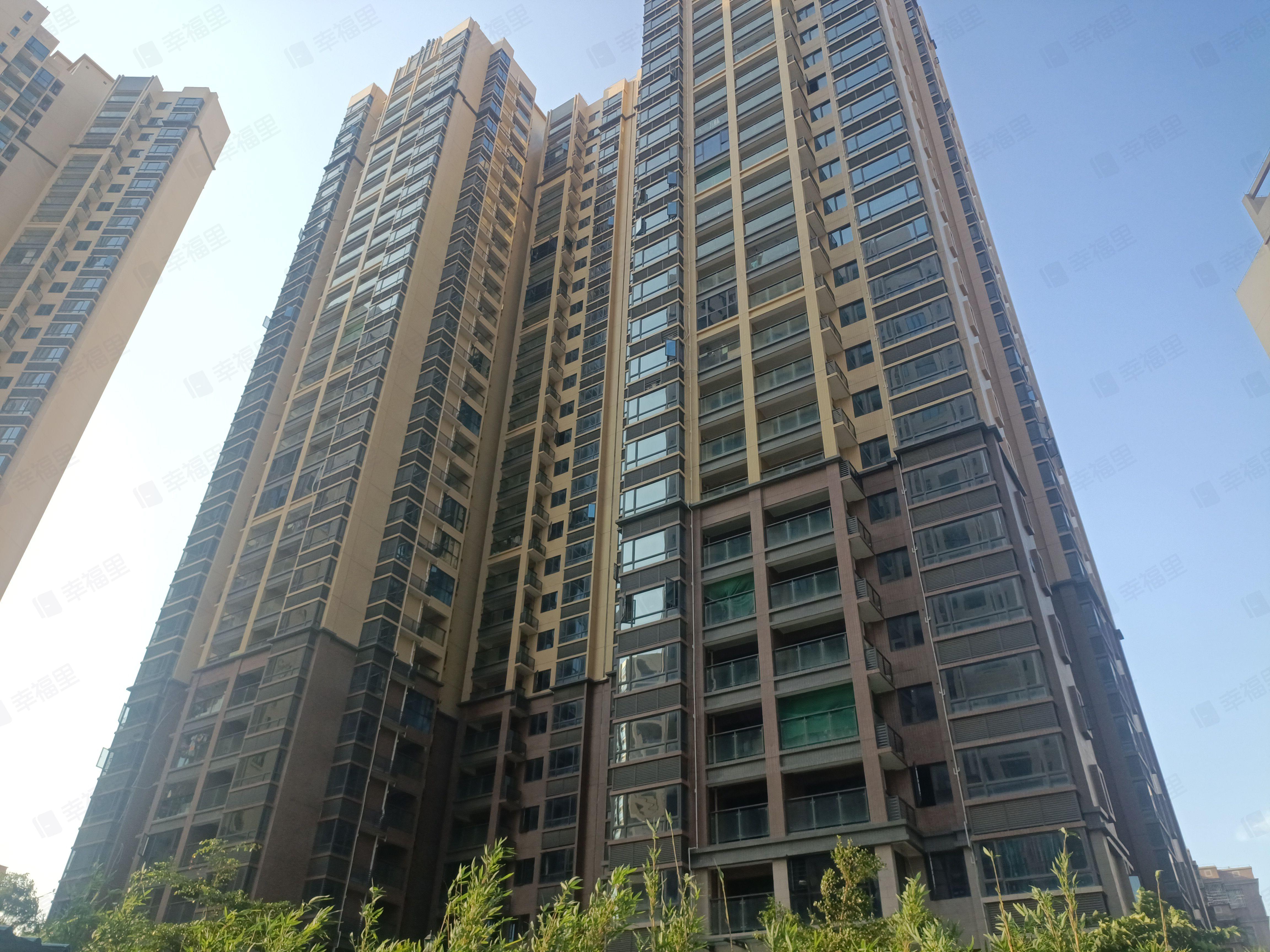 威华水悦华府小区效果图