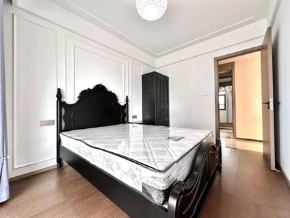 闵行浦江镇整租 群益小区1室1厅/30平/高楼层