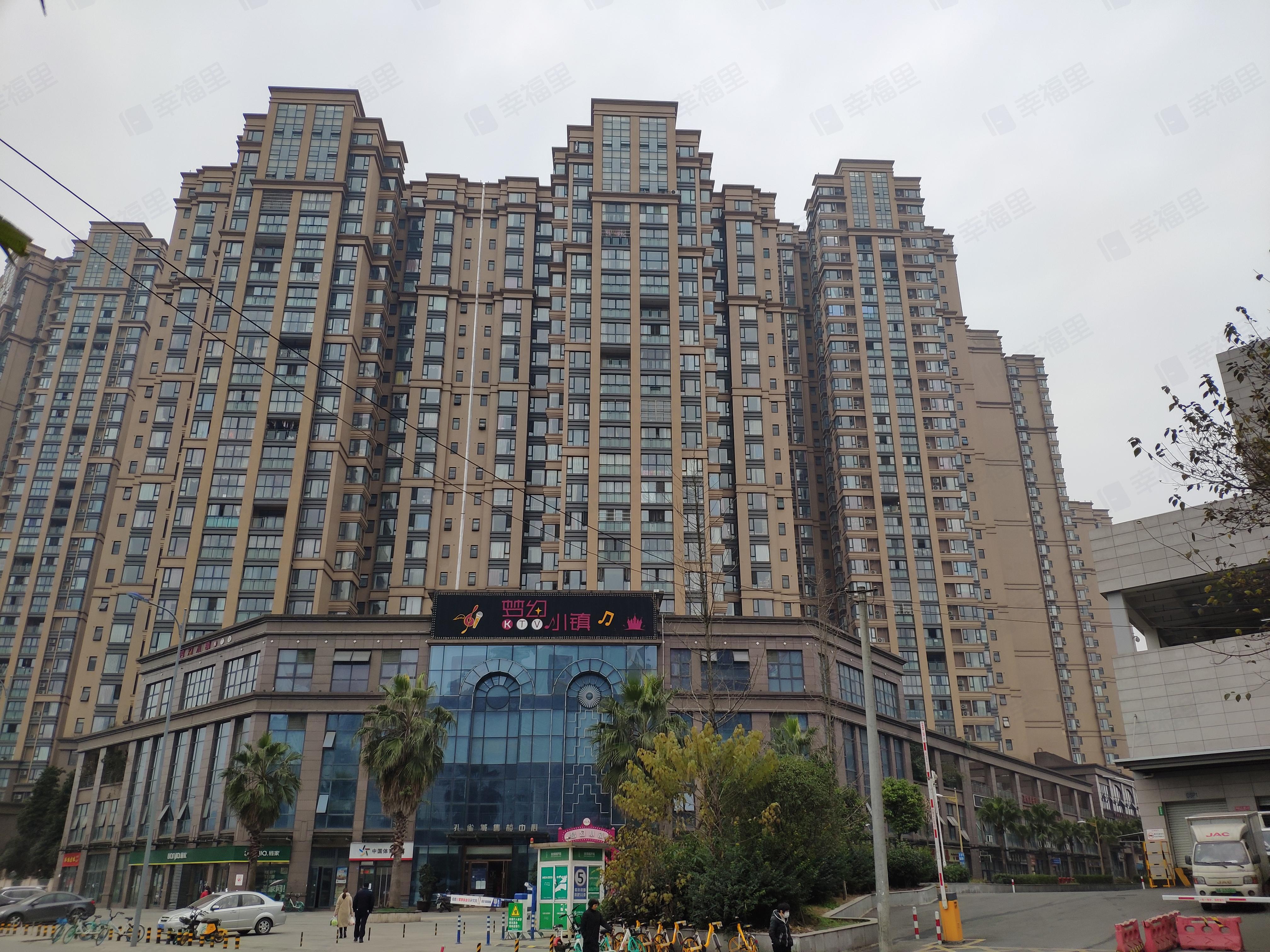 和信孔雀城小区效果图