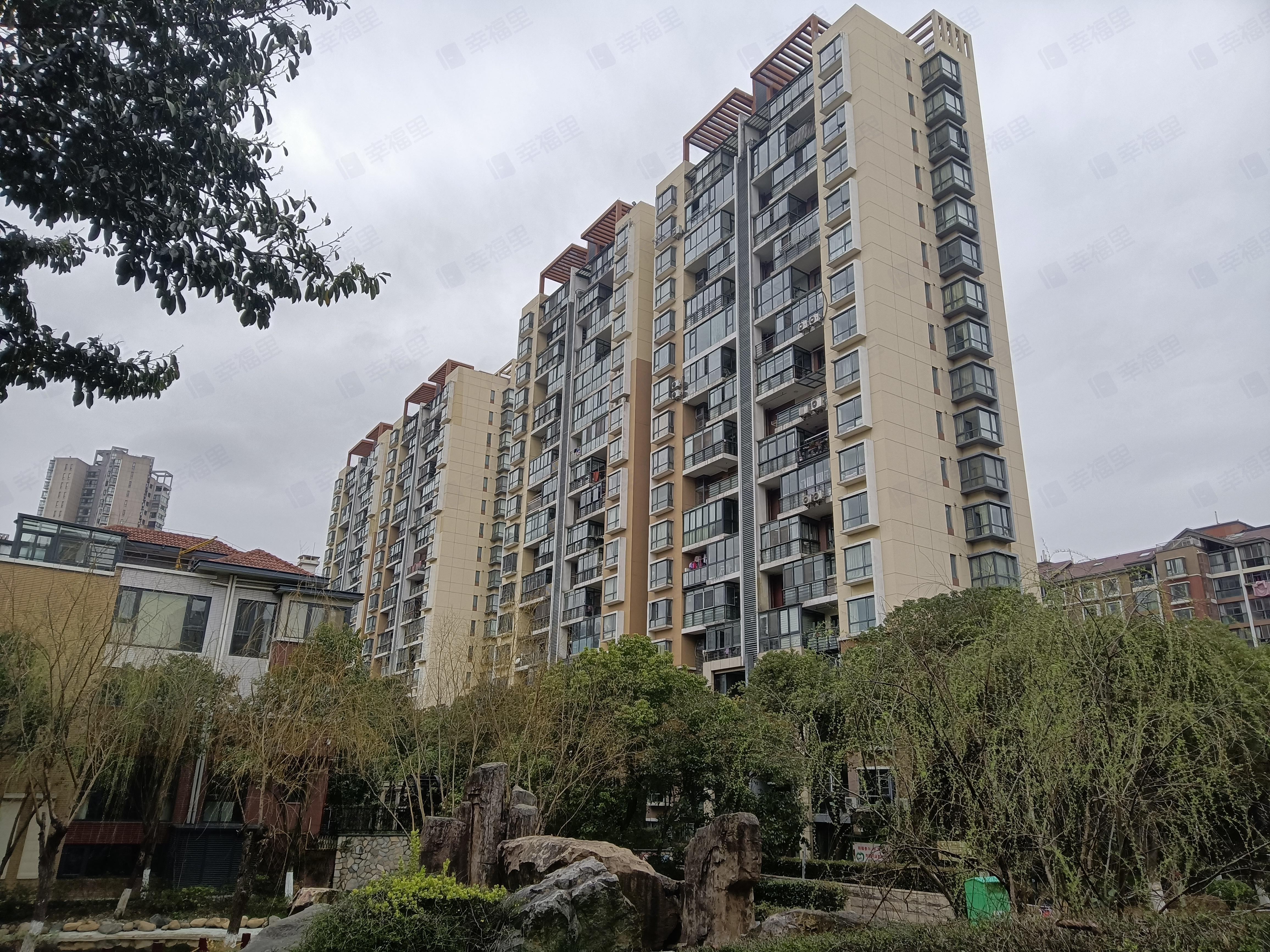 太湖国际社区(花语莱茵)小区效果图