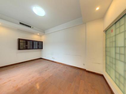 虎门新联整租 丰泰华园山庄4室2厅/256平/高楼层