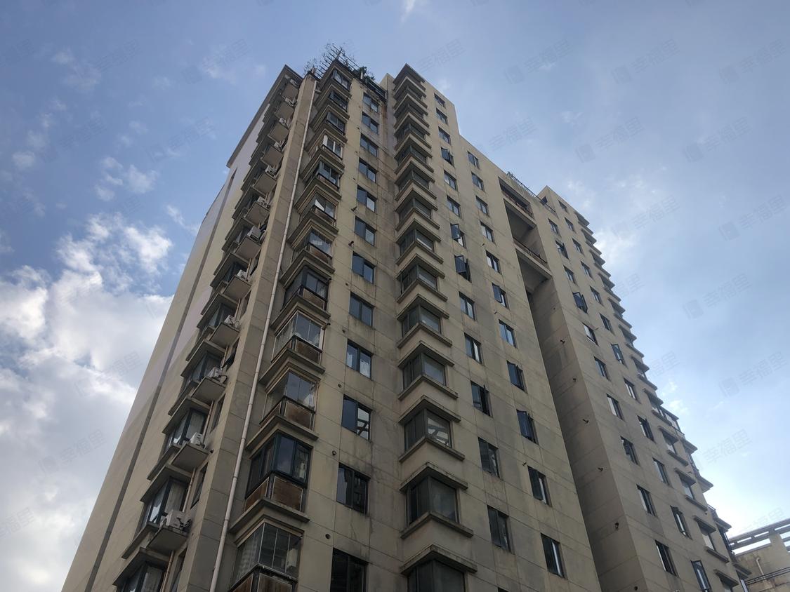 上海徐汇-斜土路/2002年建凯悦公寓