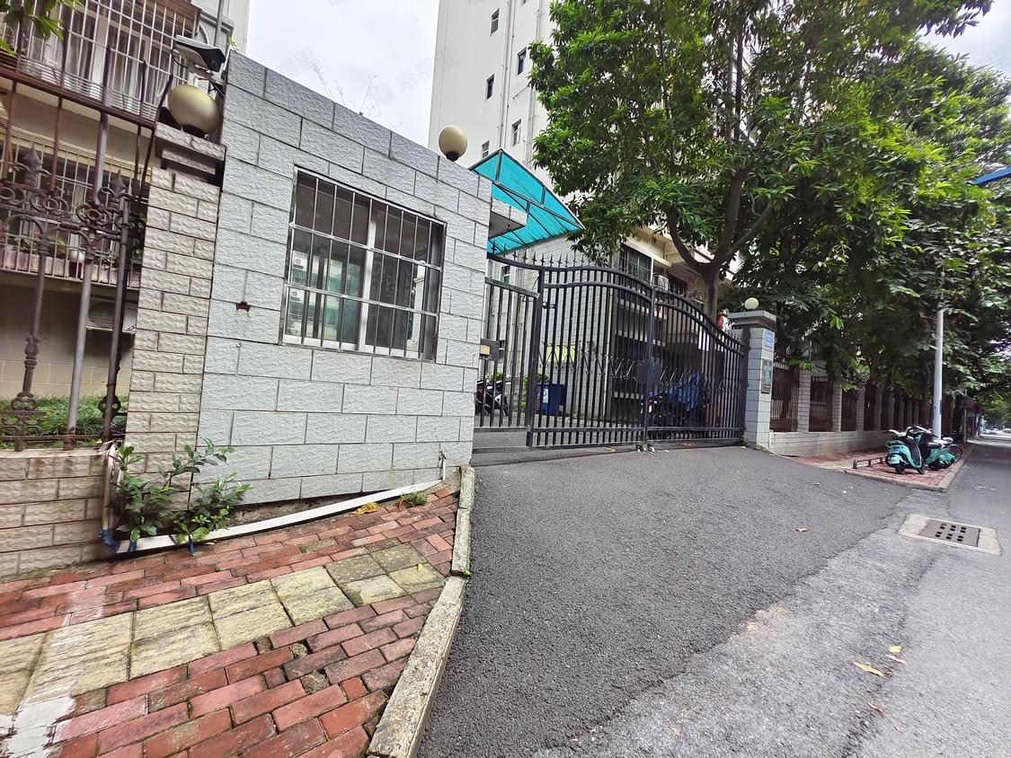 南宁青秀-金湖广场/2003年建逸景园