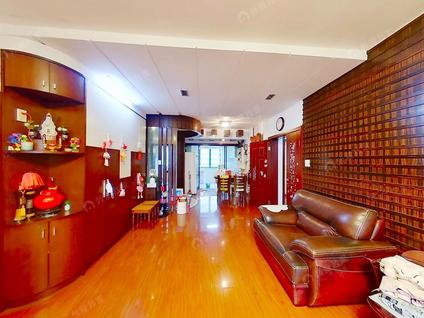 北京光辉岁月公寓3室2厅141.57平中楼层/共18层