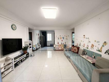 城阳城阳工业园整租 银盛泰泰馨苑3室2厅/119平/低楼层