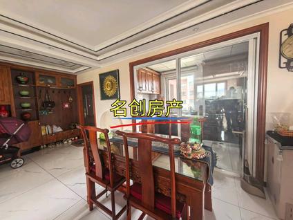 承德名爵港湾3室2厅137平高楼层/共12层