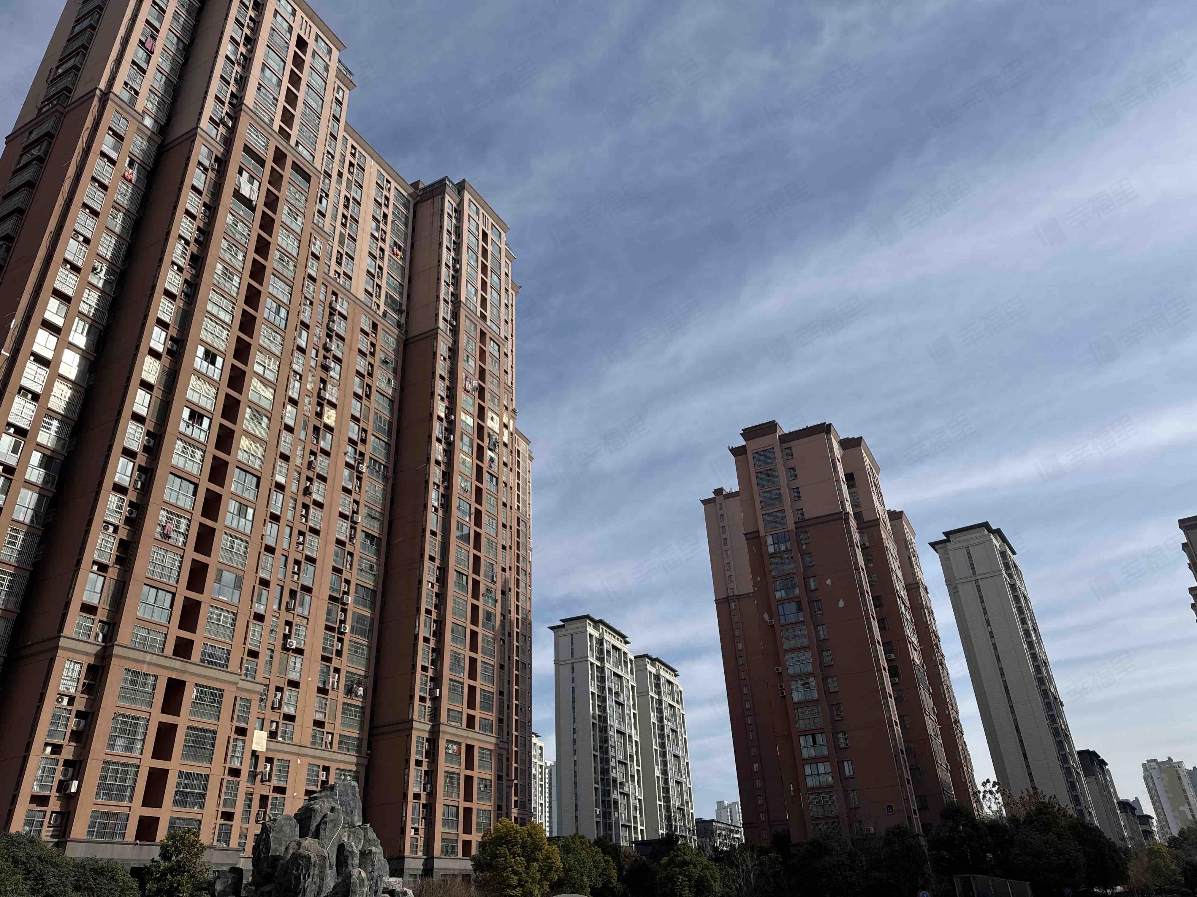 冠景凯旋门小区效果图