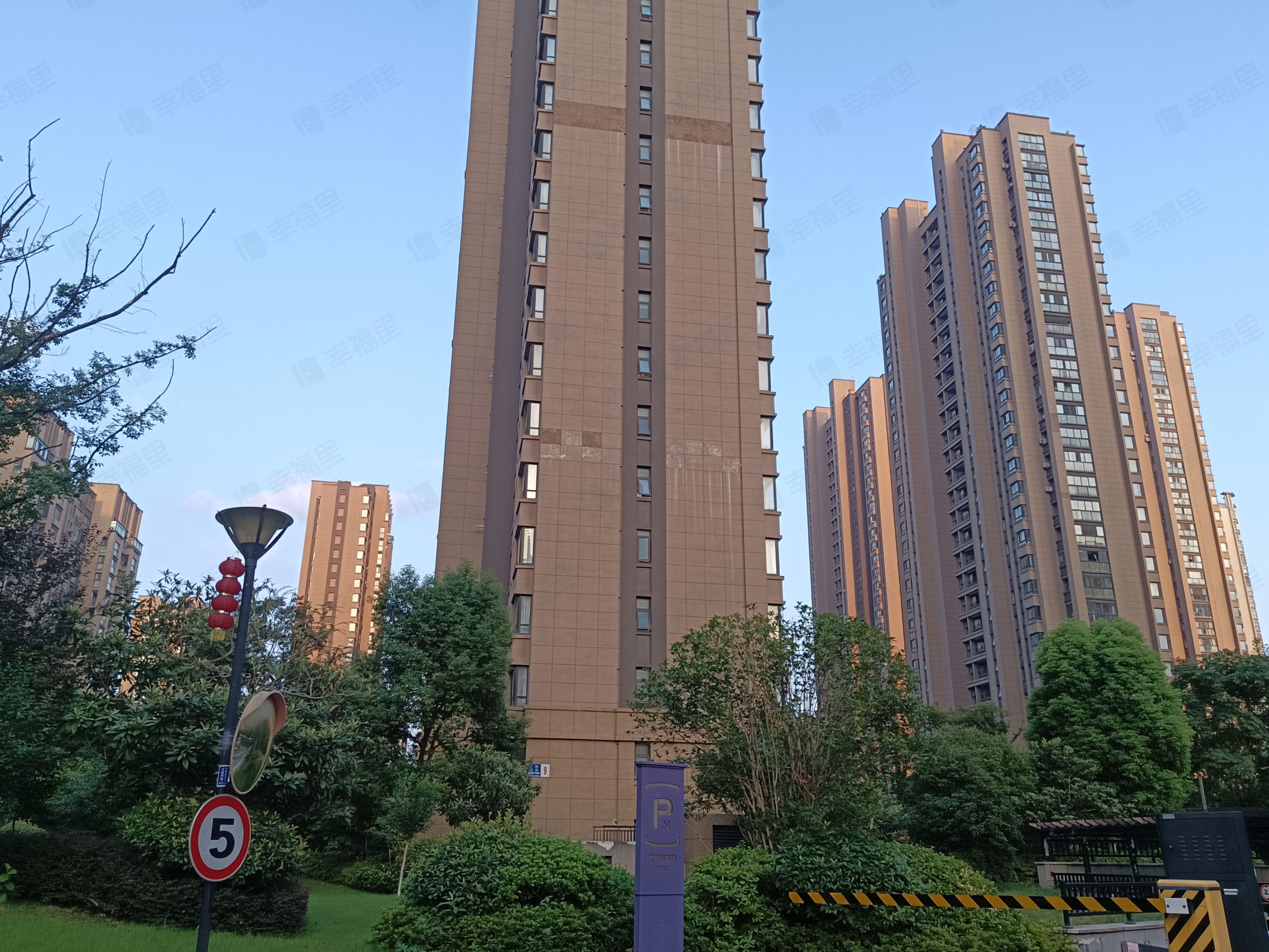 保利中央公园小区效果图