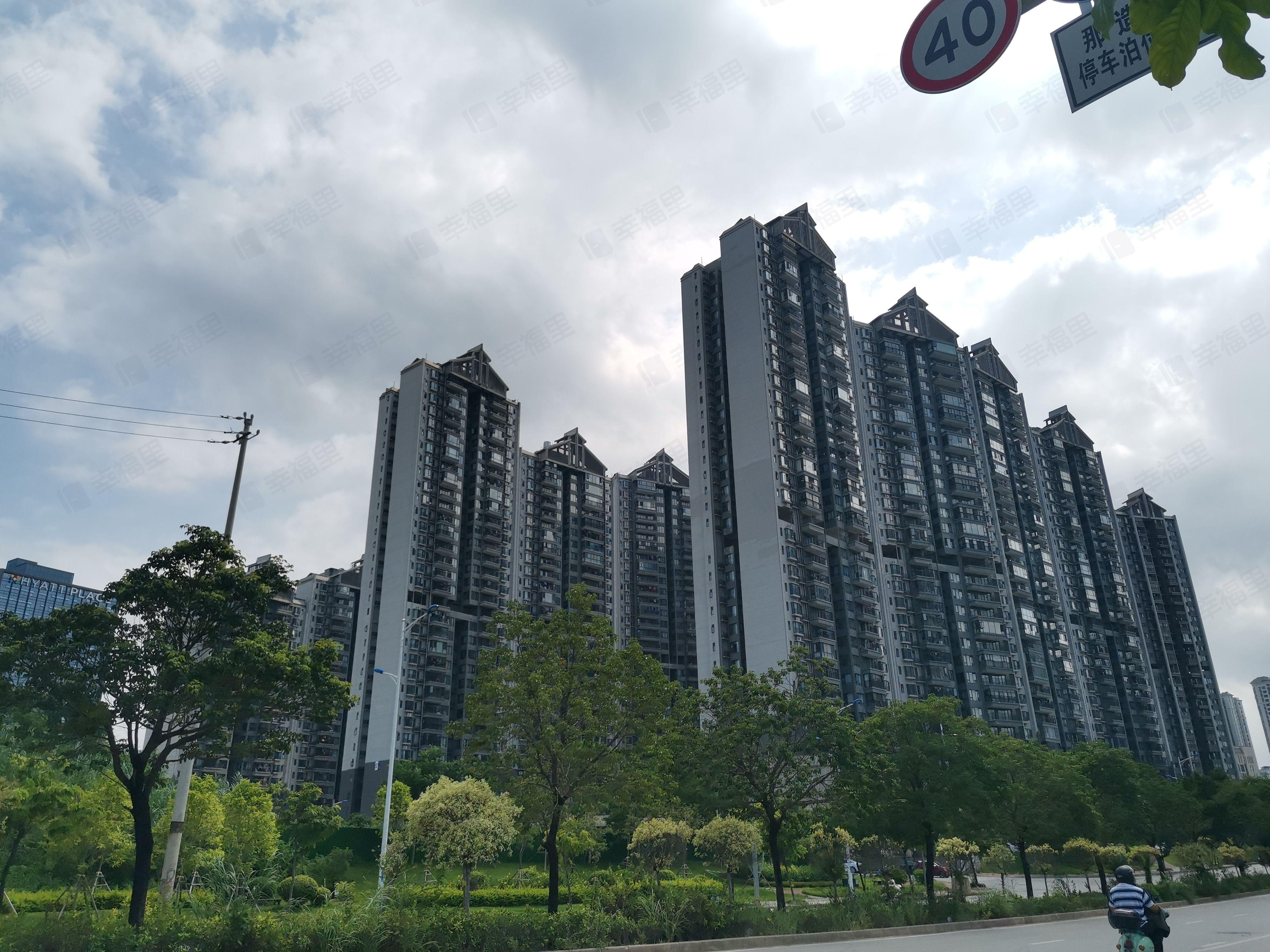 合景天峻广场小区效果图