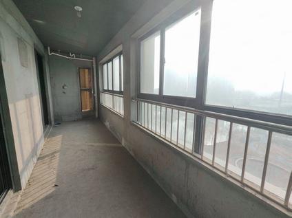 北京文萃苑3室2厅143平高楼层/共11层