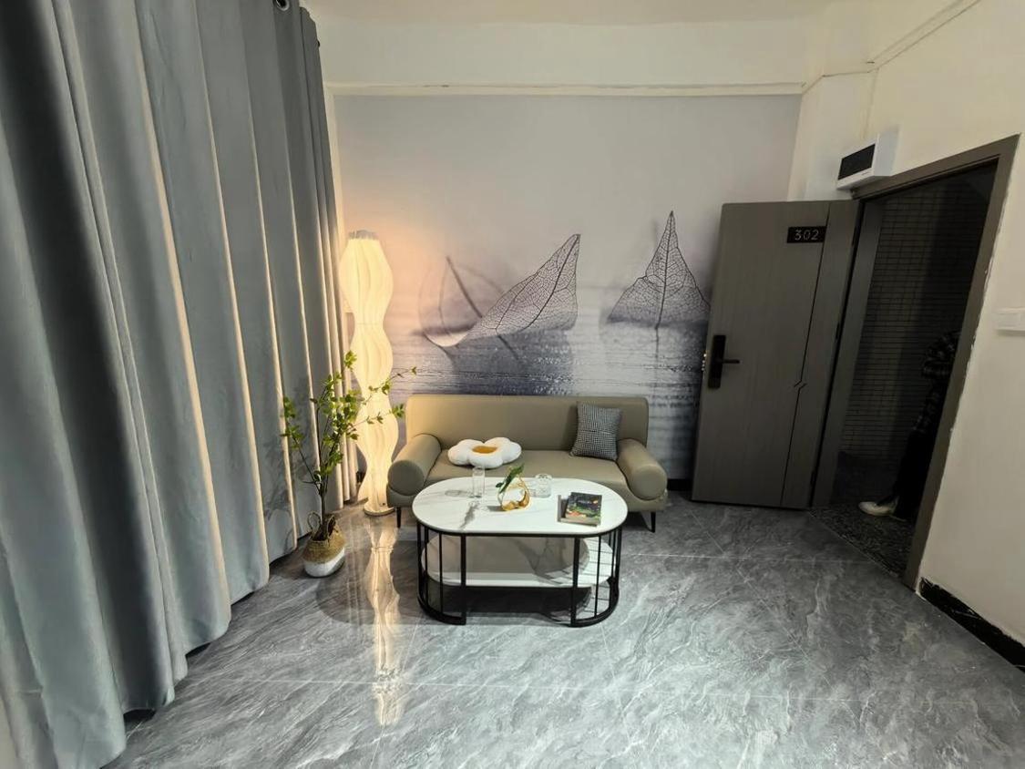 整租·六约新村