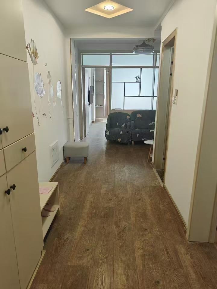 整租·国鸿香樟苑