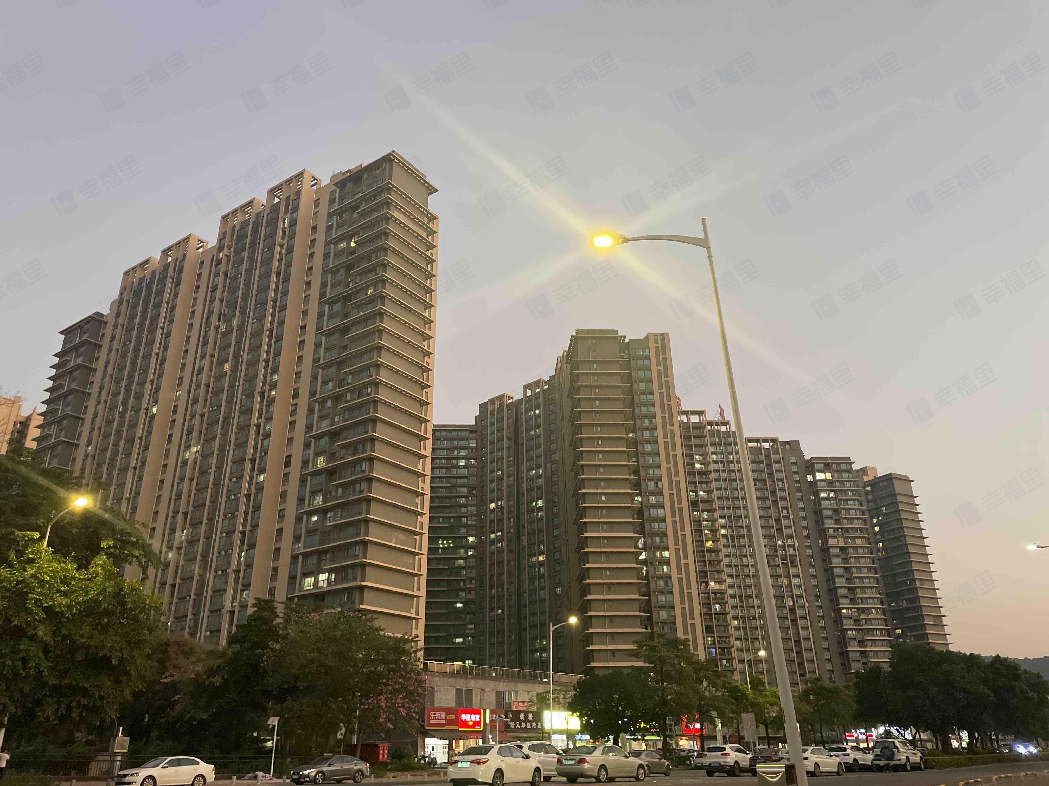 裕龙君汇小区效果图