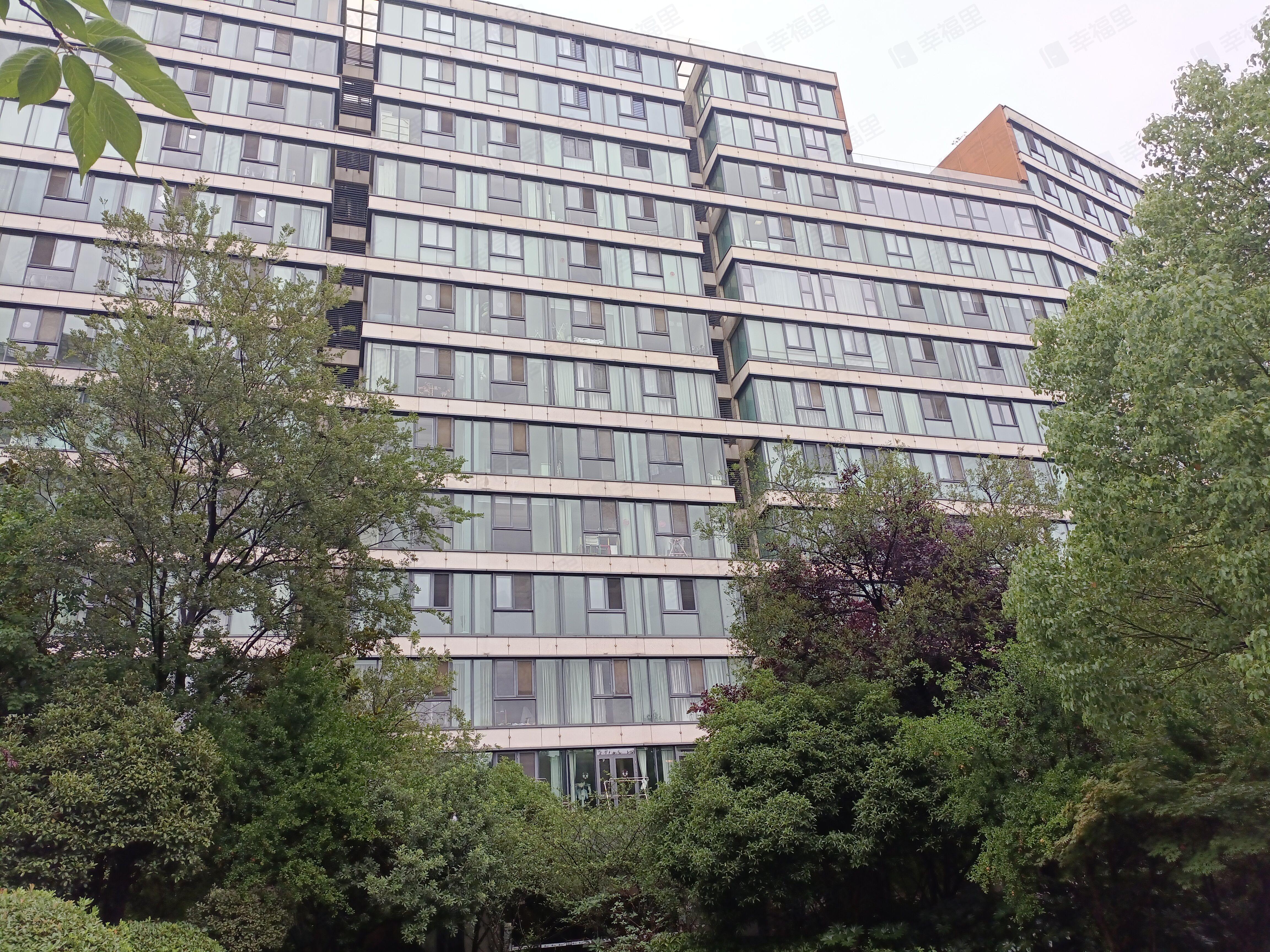 翠屏滟紫台小区效果图