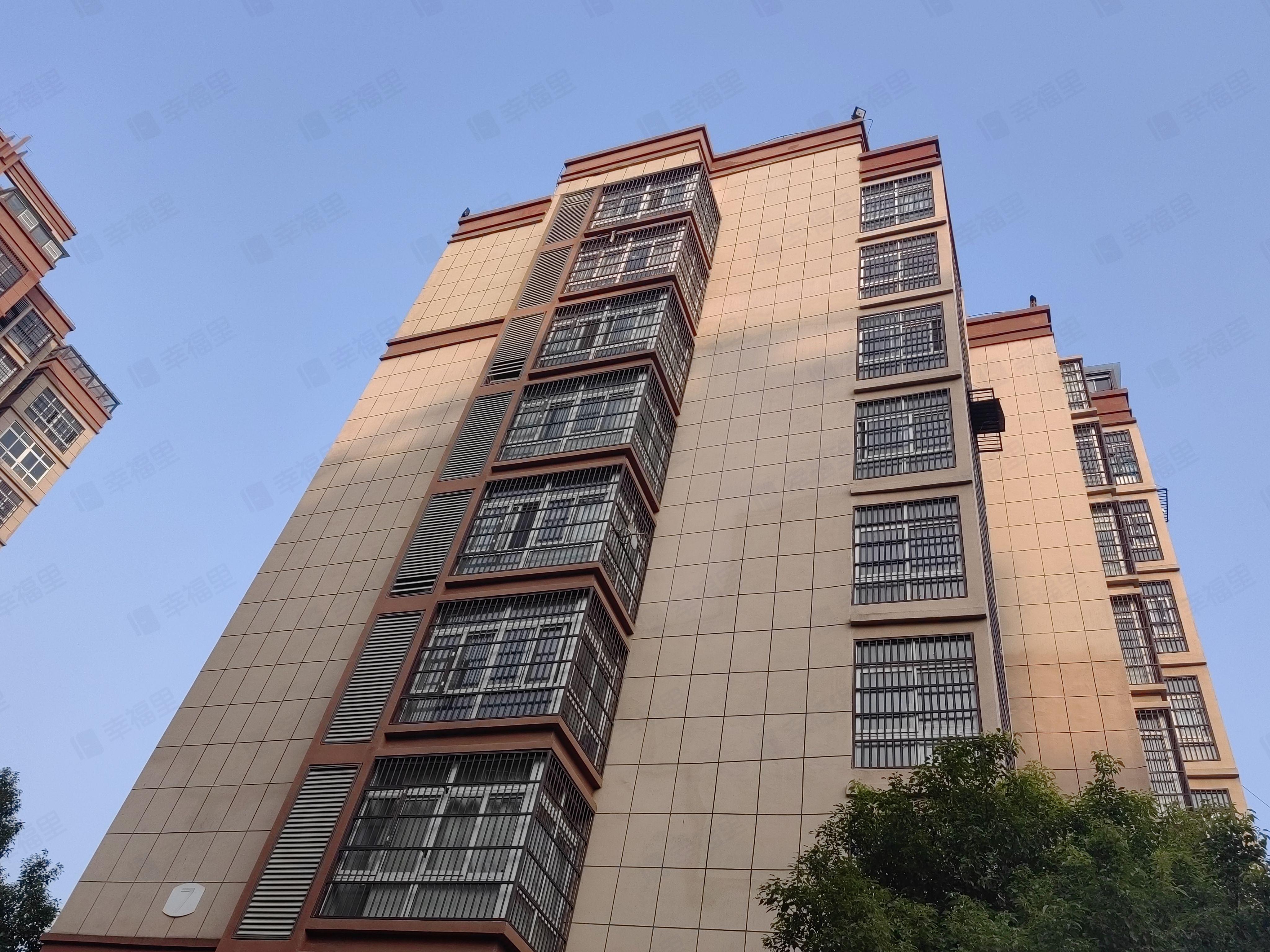 金厦华庭小区效果图