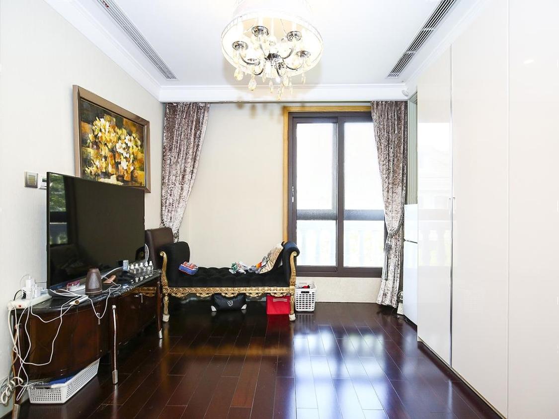 整租·银亿领墅