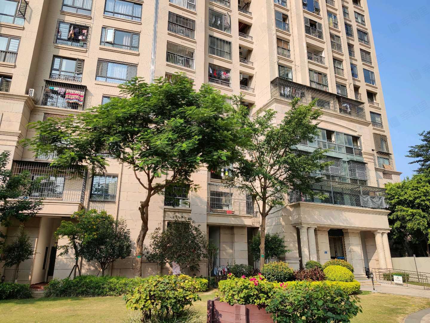 水晶湖郡(三期)小区效果图