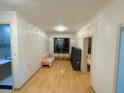 北京汇龙温莎花园1室1厅56.86平中楼层/共17层