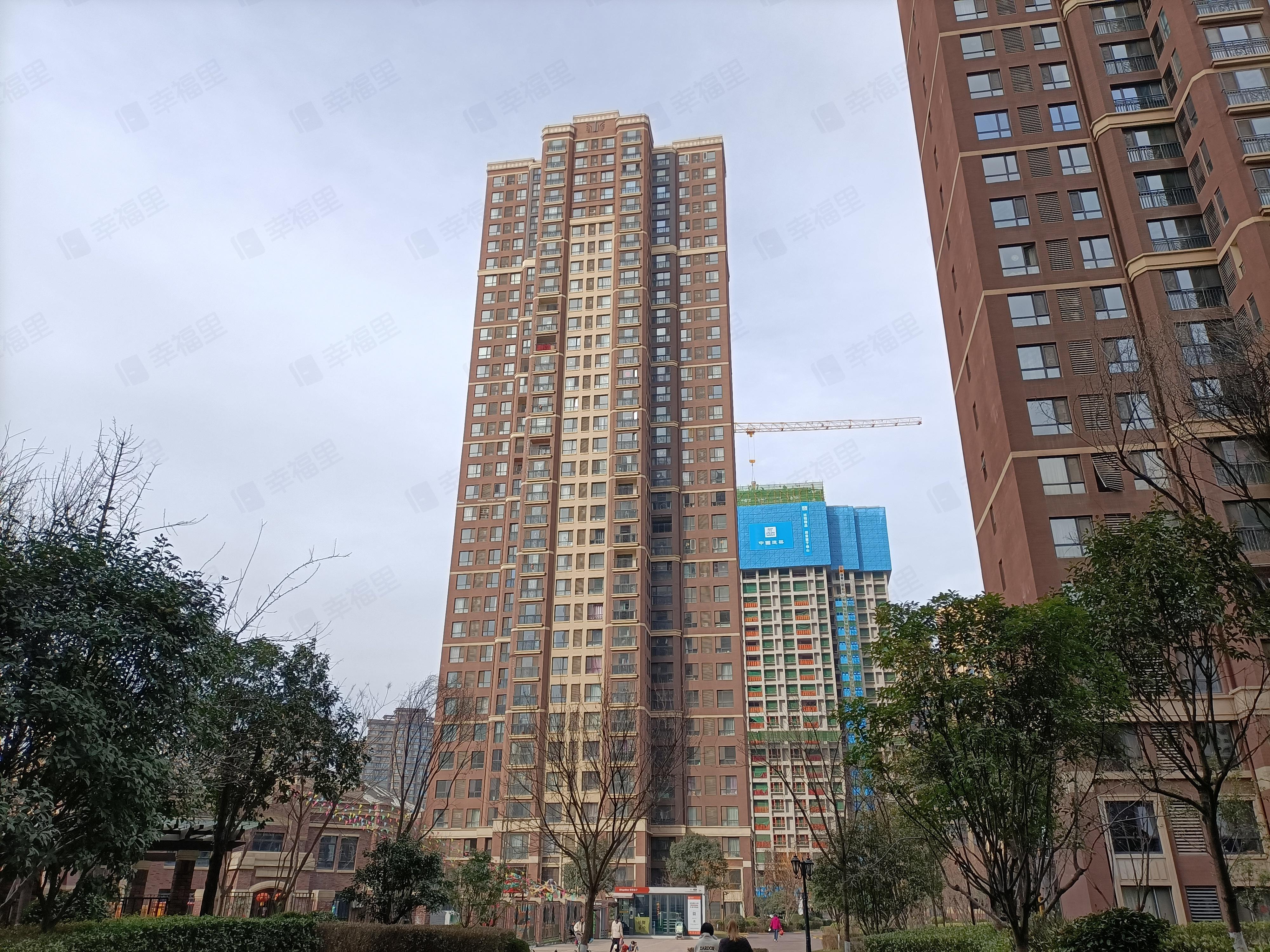 金地褐石公馆小区效果图