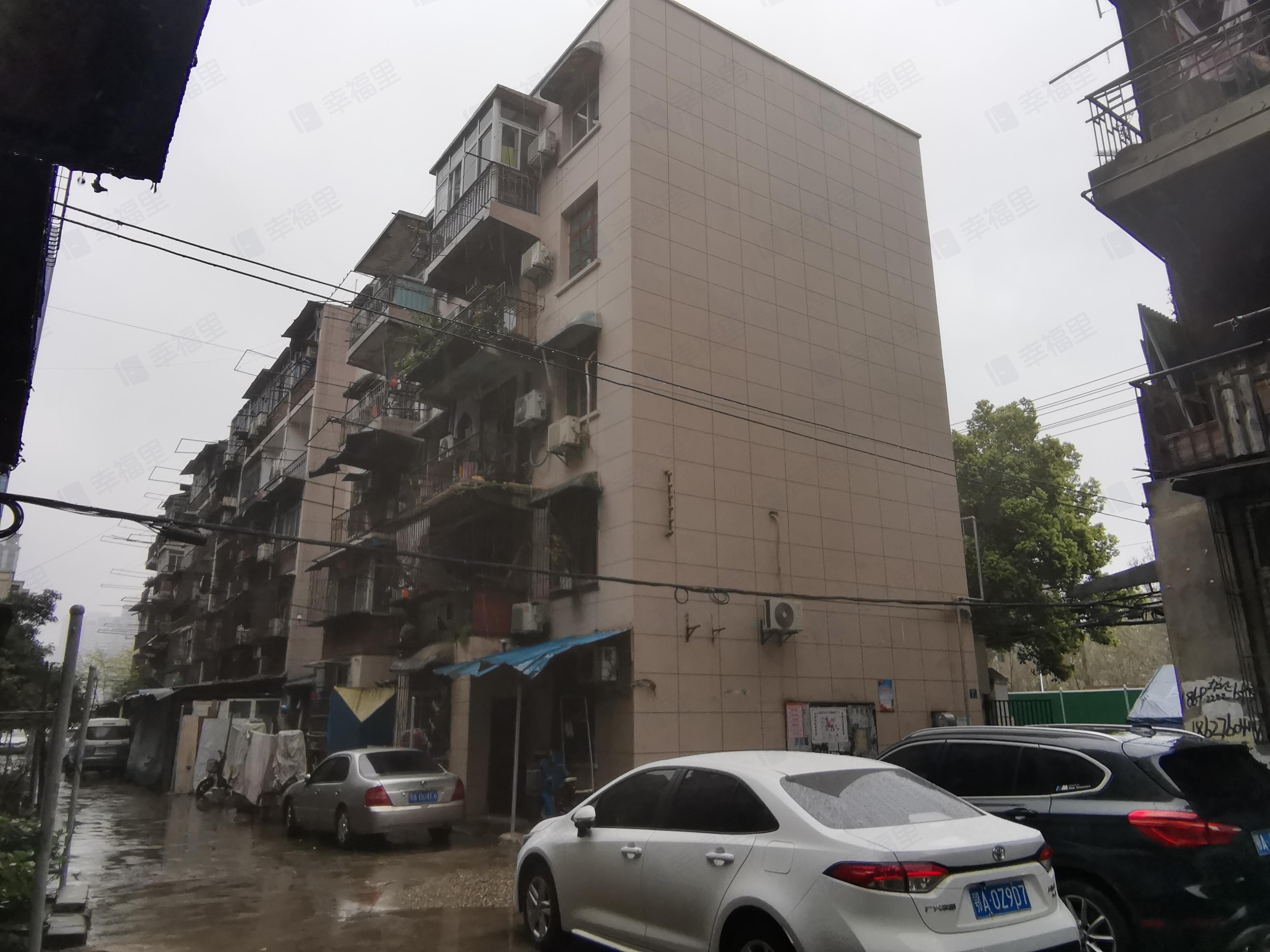 省购宿舍小区效果图