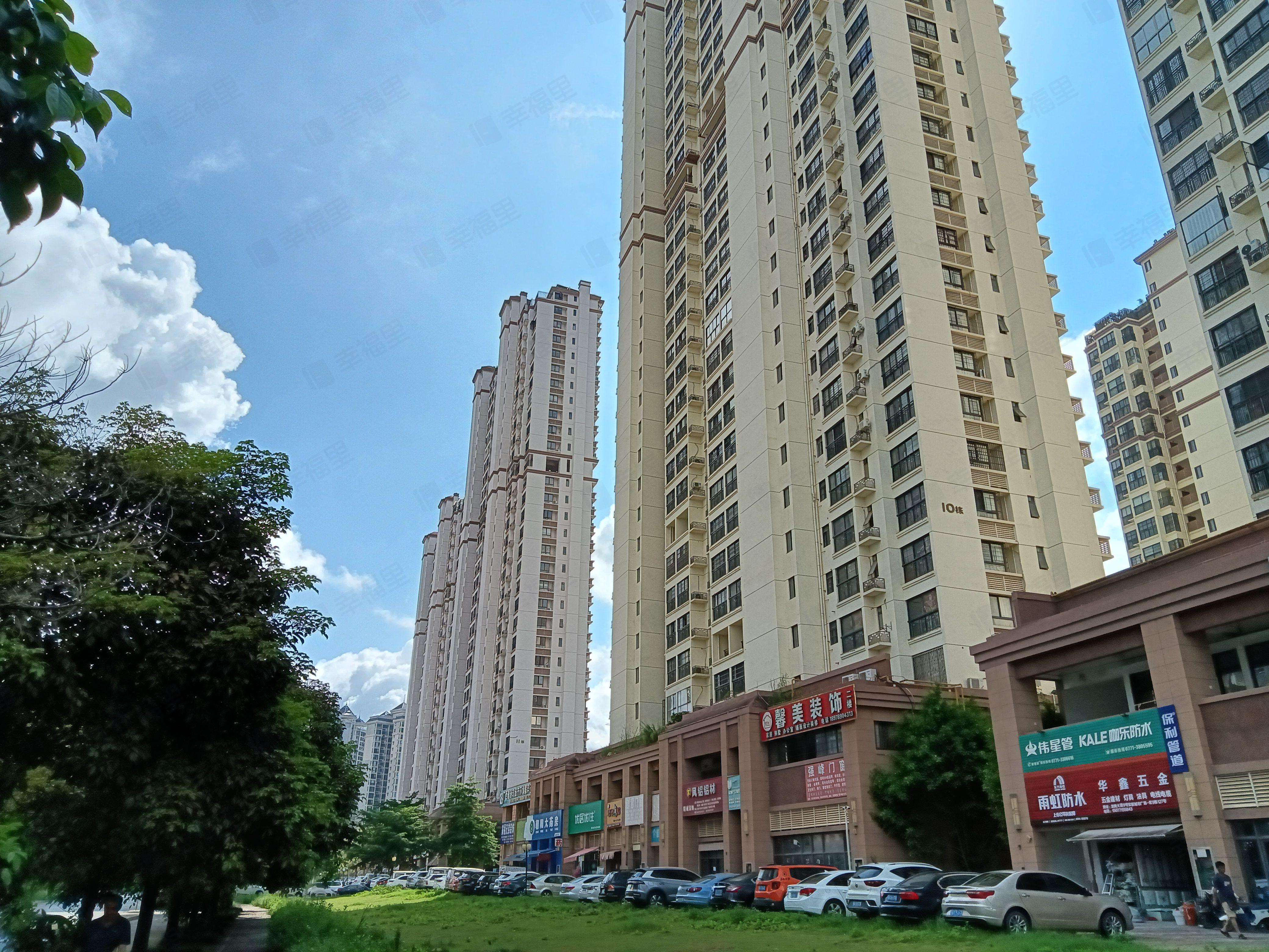 南宁宝能城市广场小区效果图