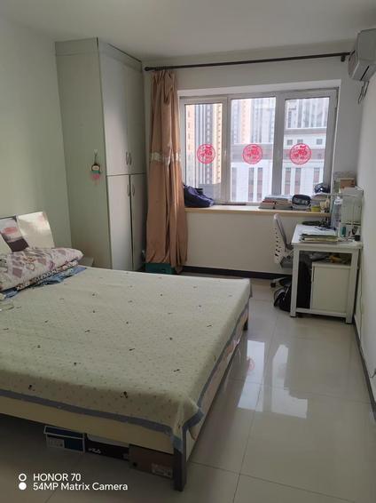 海港市交警支队整租 在水一方(A区)3室1厅/95平/中楼层