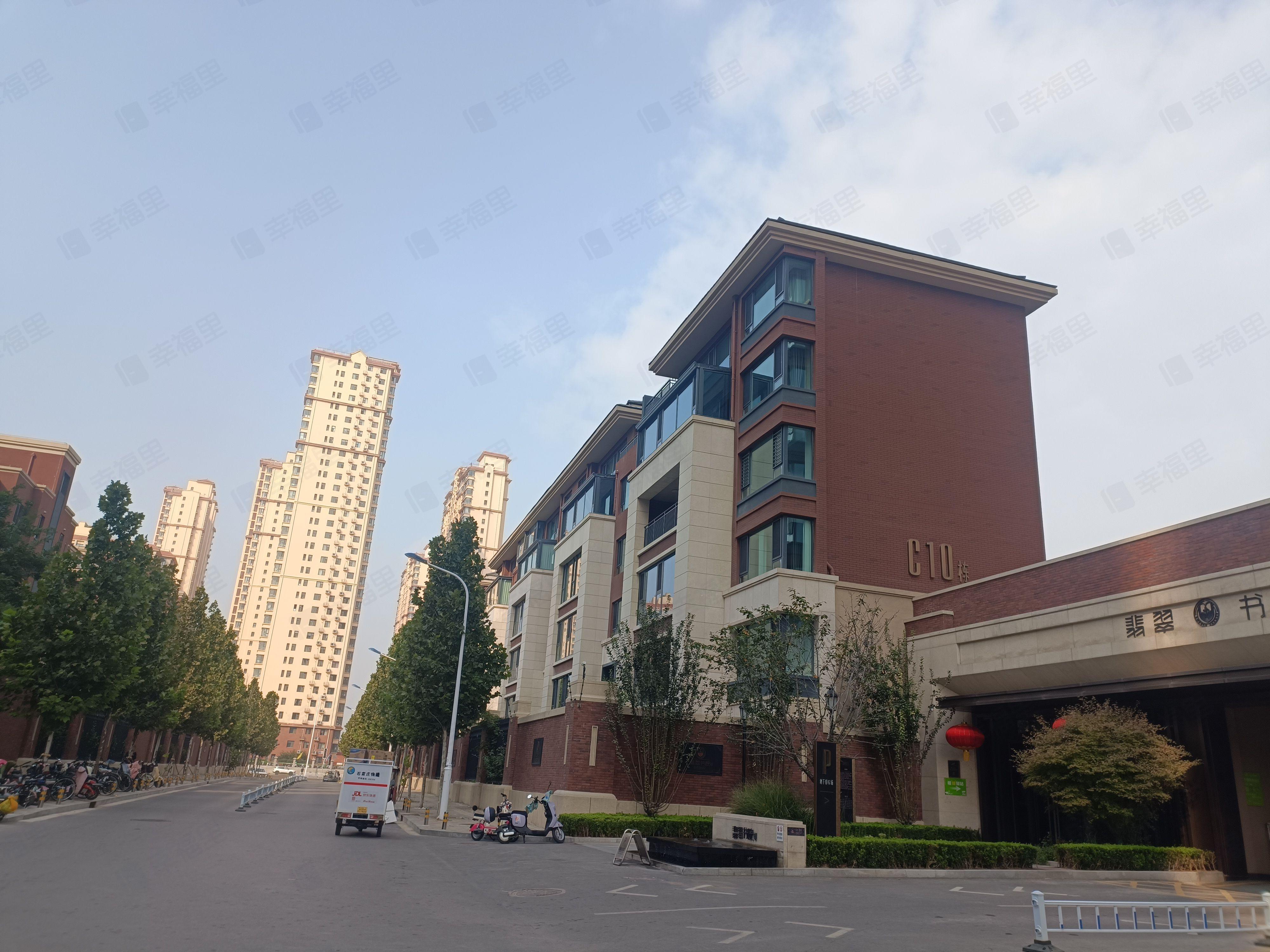 万科翡翠书院小区效果图