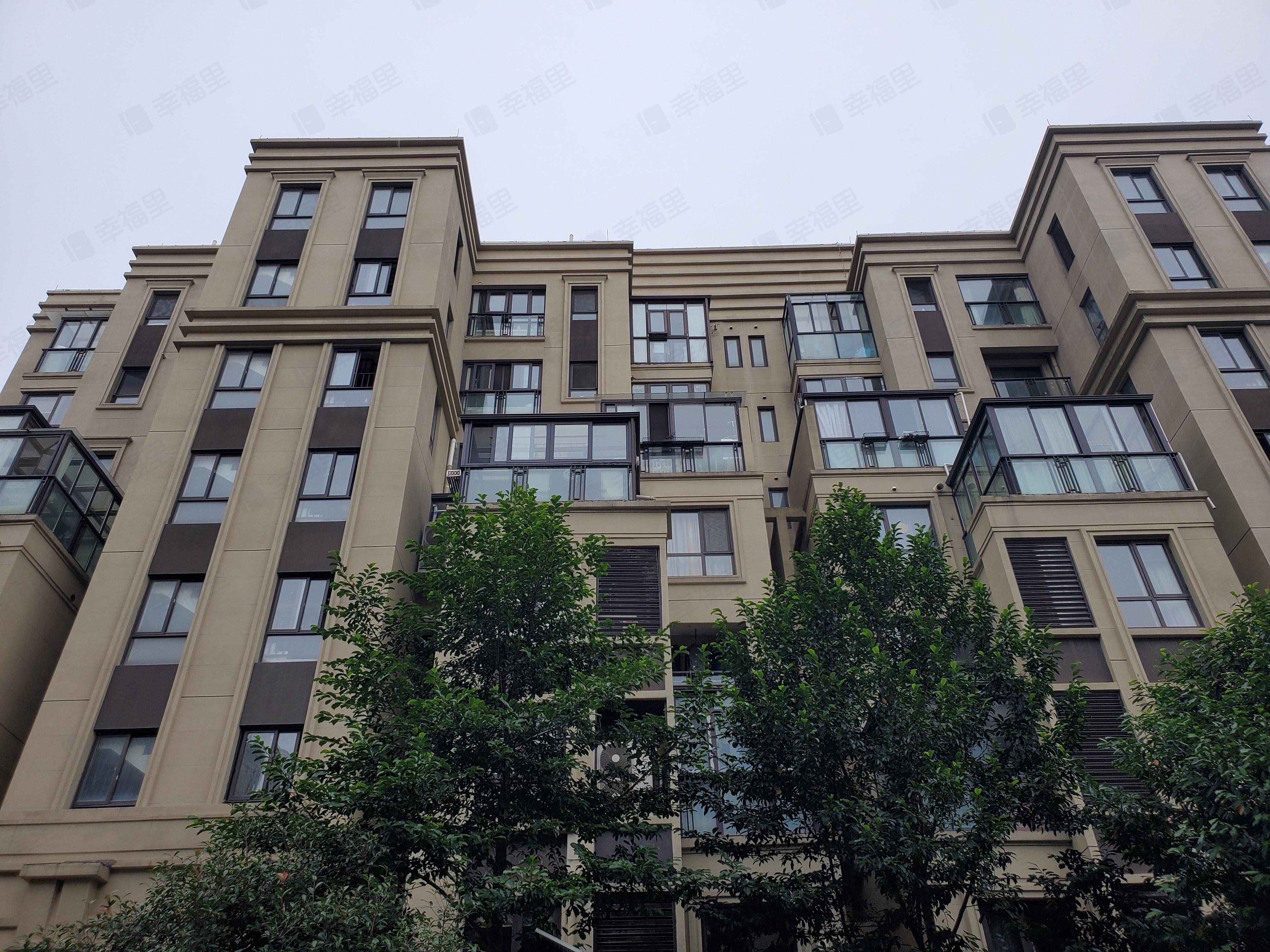 中建溪岸澜庭小区效果图