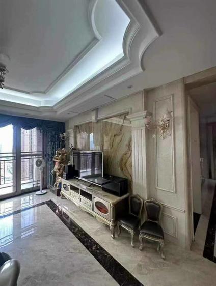 北京新华城4室2厅145平高楼层/共32层