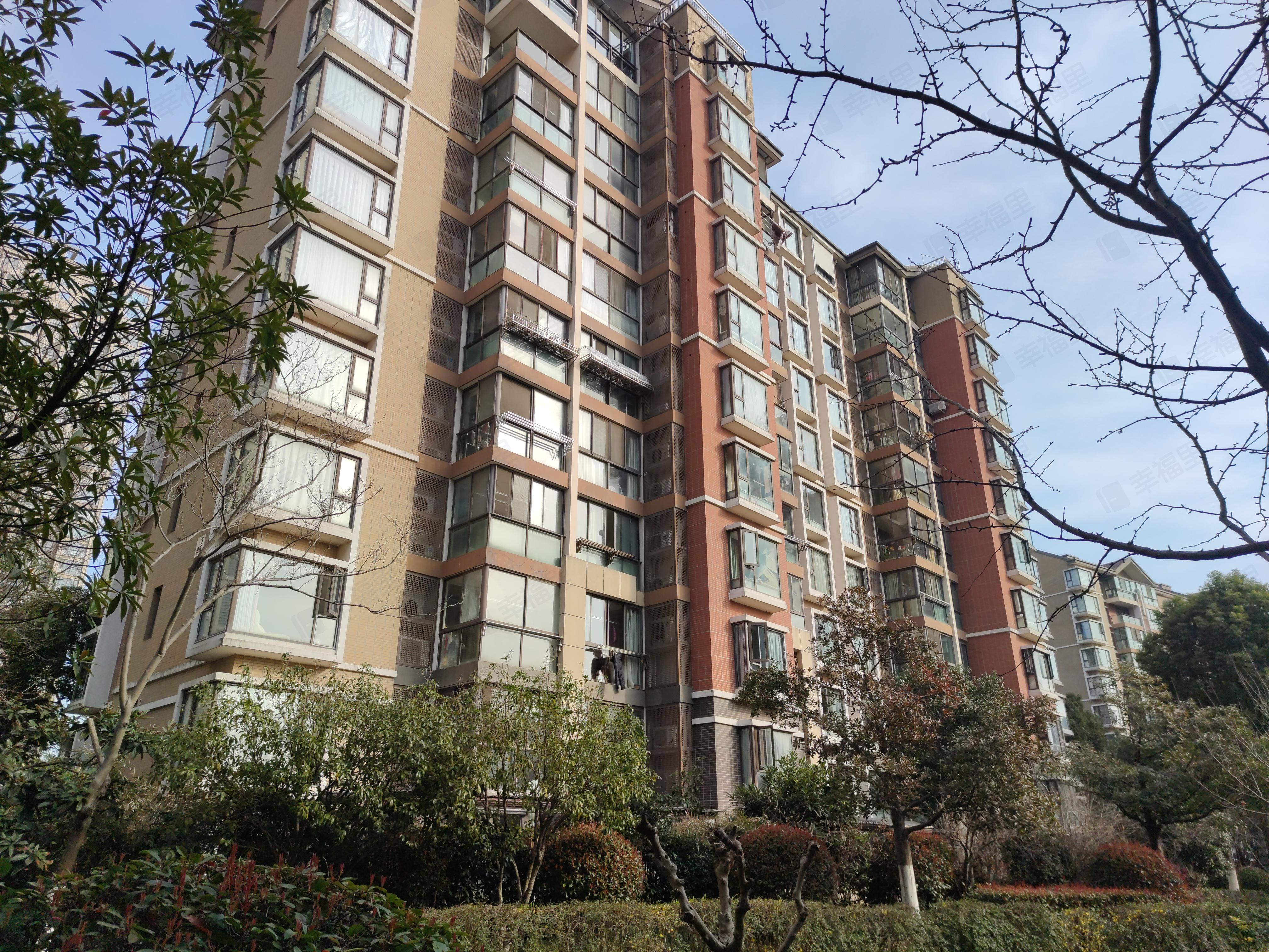 太湖国际社区(一街区珀丽南岸)小区效果图
