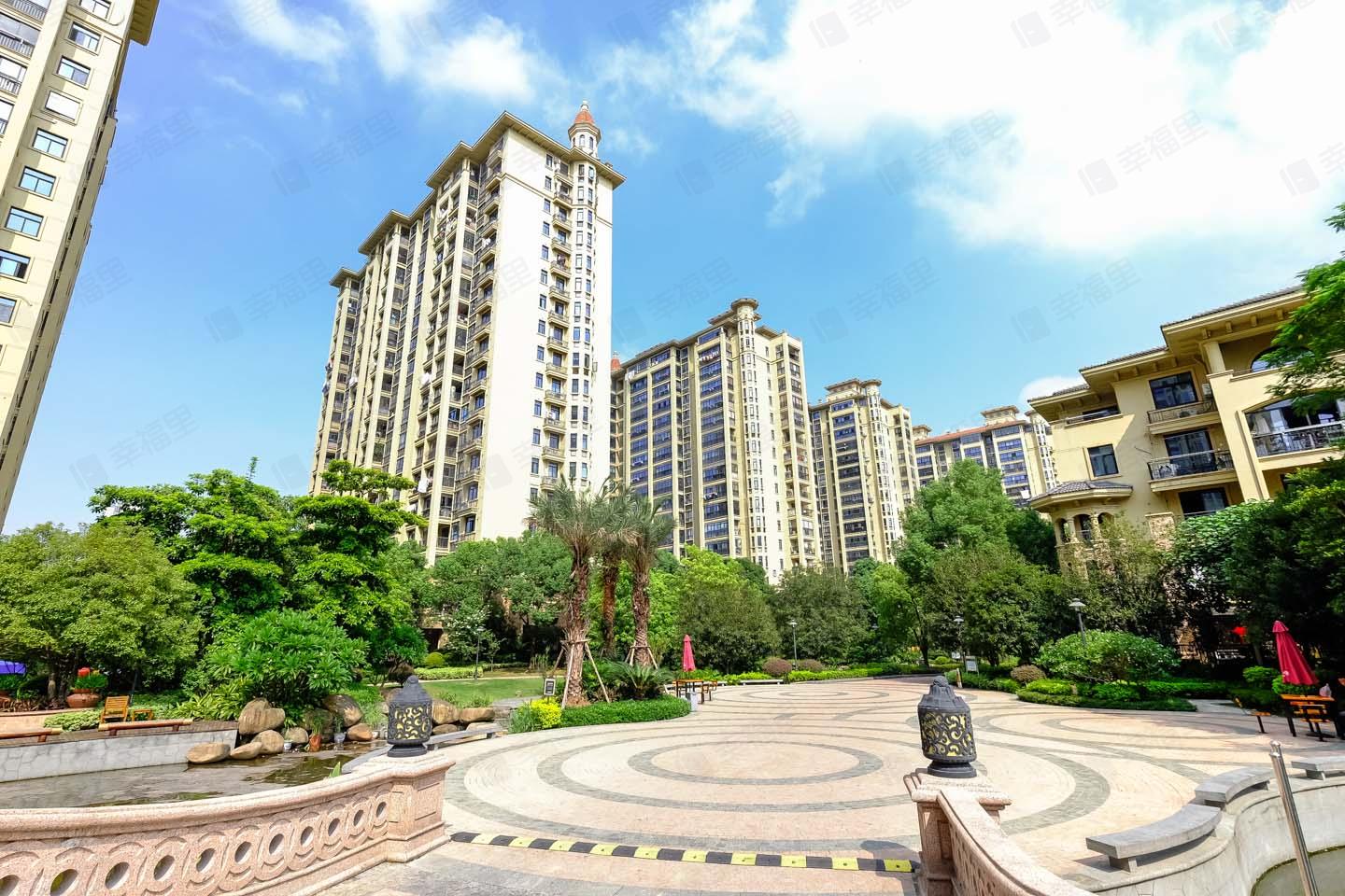 金辉天鹅湾小区效果图